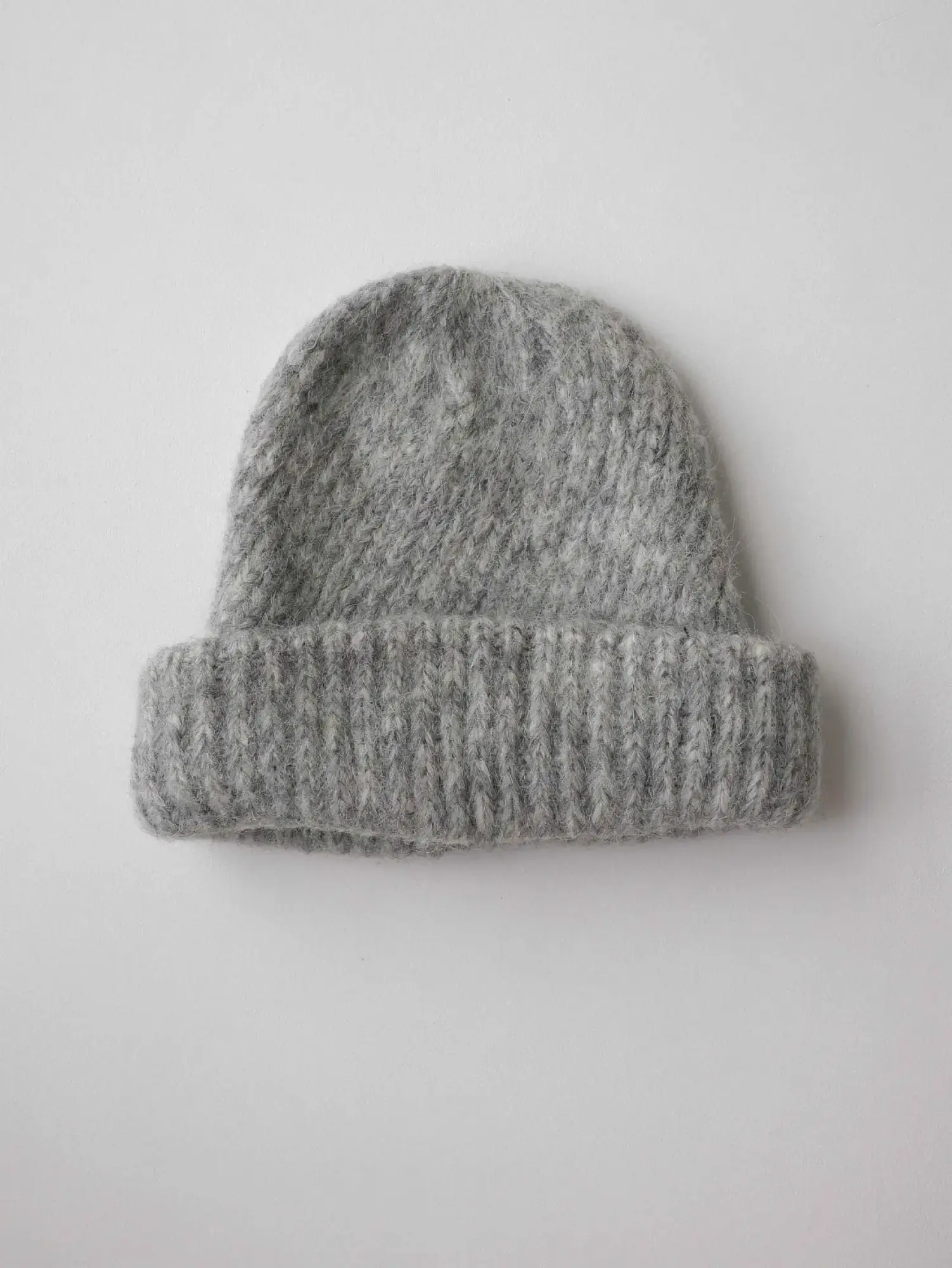 шапка (серый). Избражение № 1