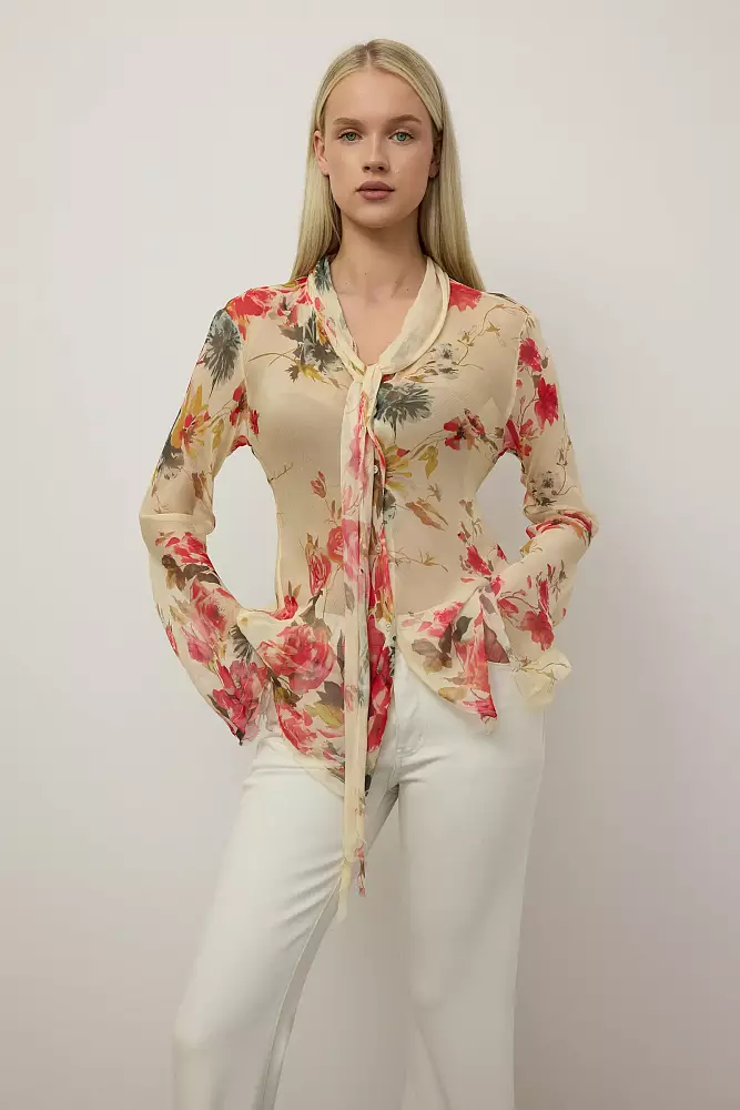 Блузы (S (42RU), светло-бежевый). Изображение № 1