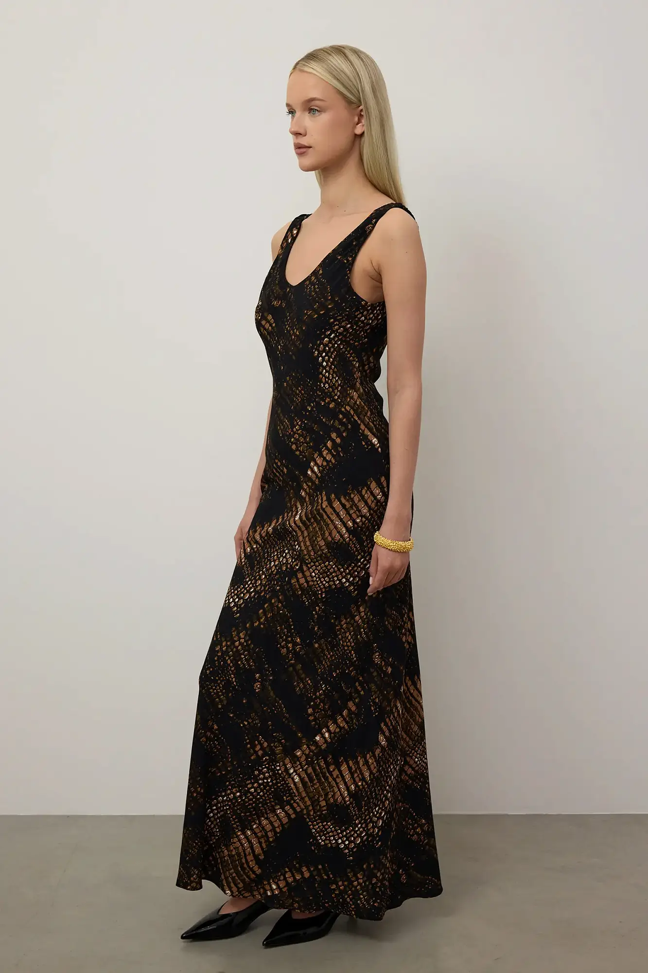 Платье (S (42RU), чёрный). Избражение № 2