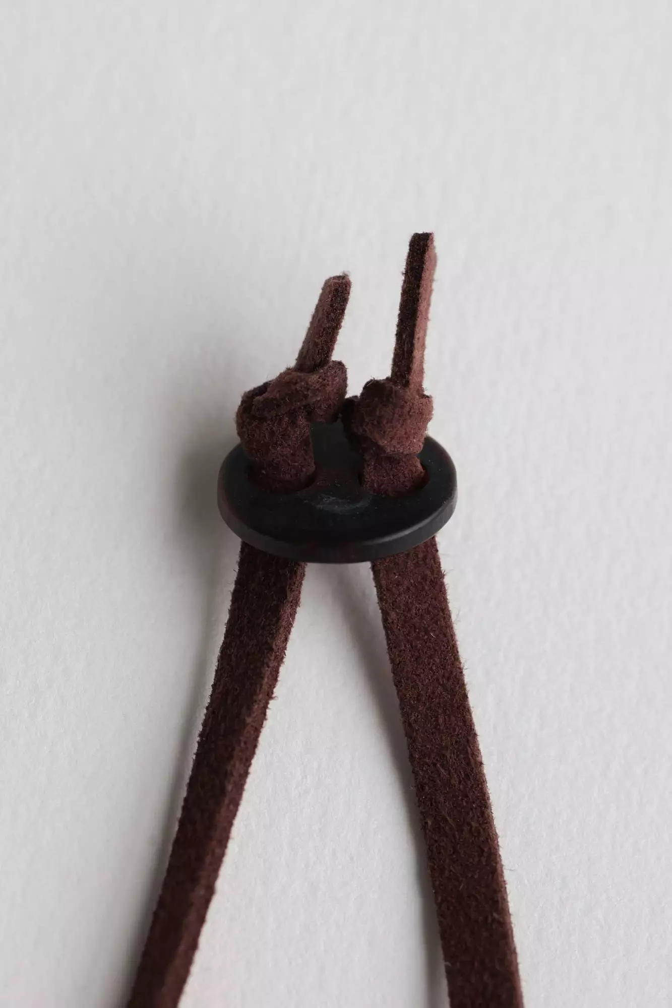 Подвеска (коричневый). Избражение № 3