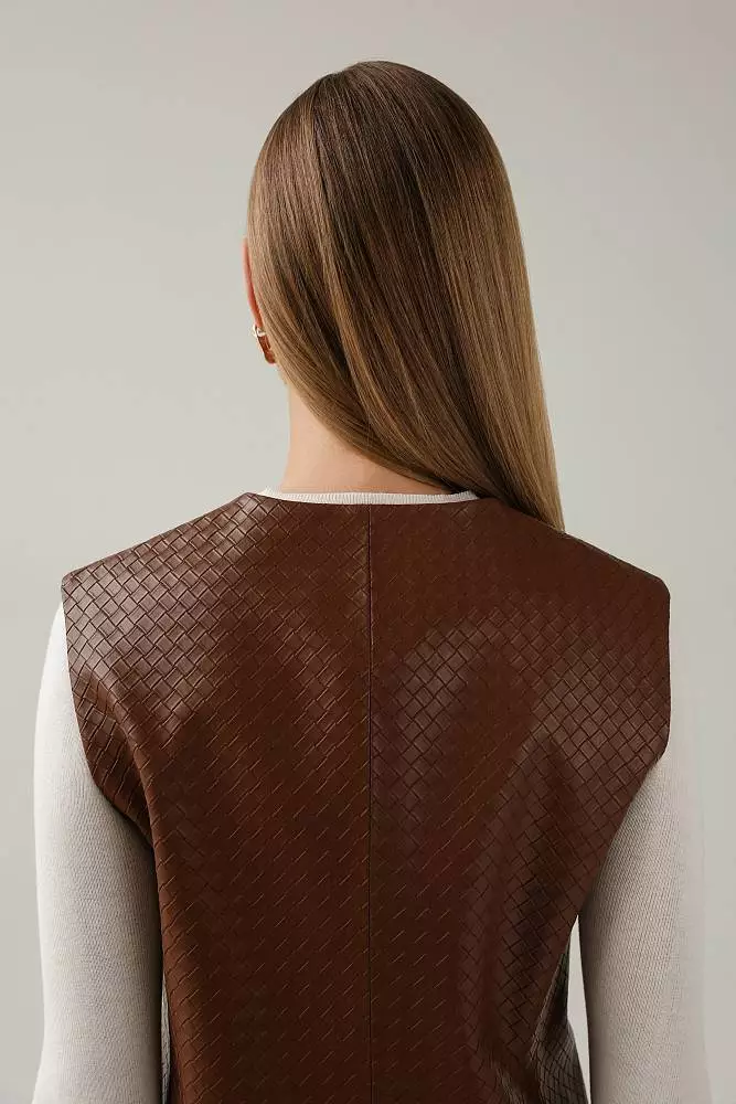 Жилет (S (42RU), коричневый). Изображение № 5