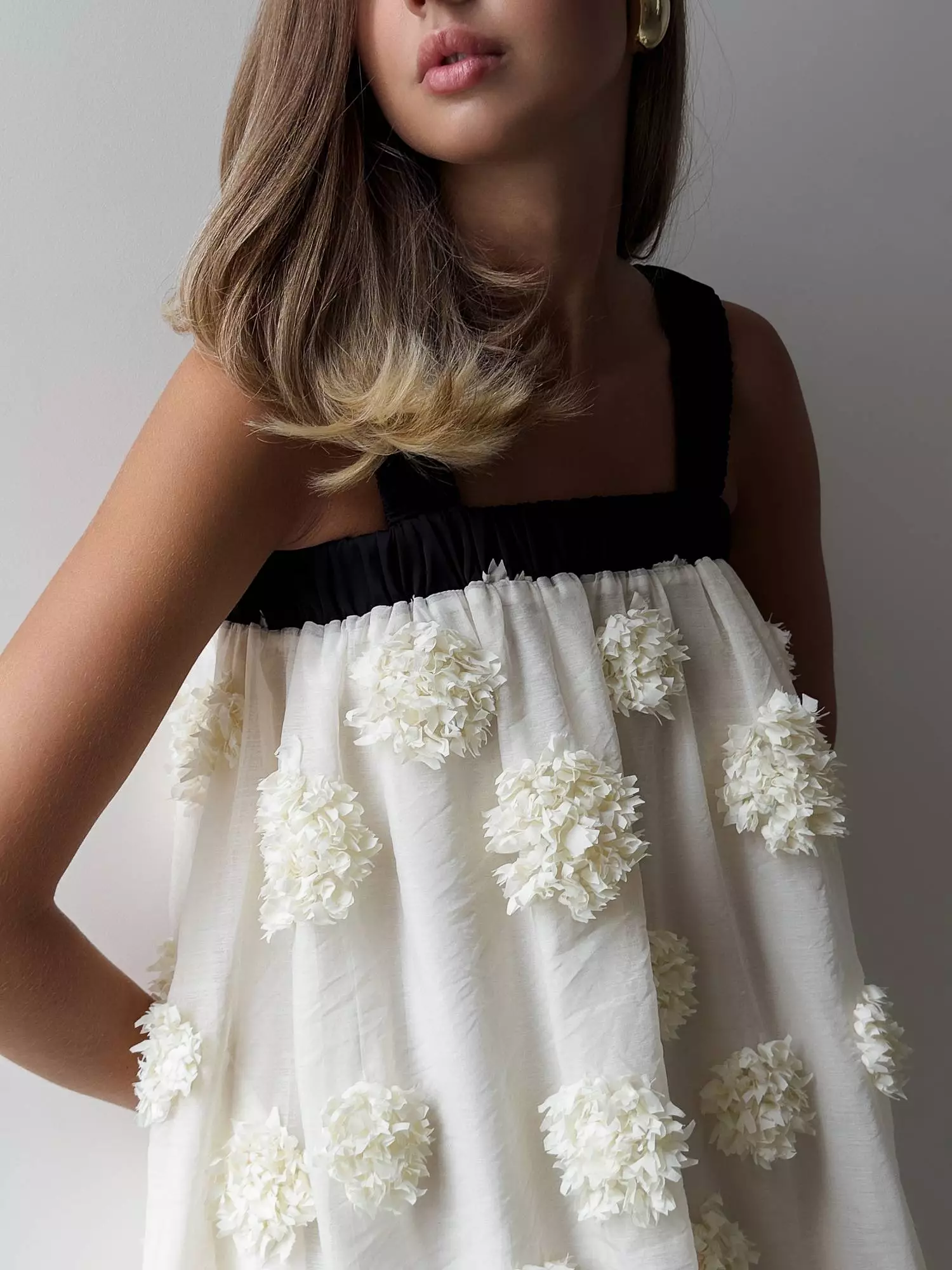 Платье (M (44), светло-бежевый). Избражение № 2