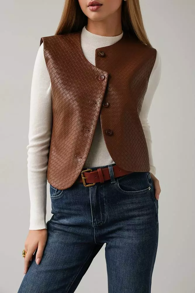 Жилет (S (42RU), коричневый). Изображение № 2