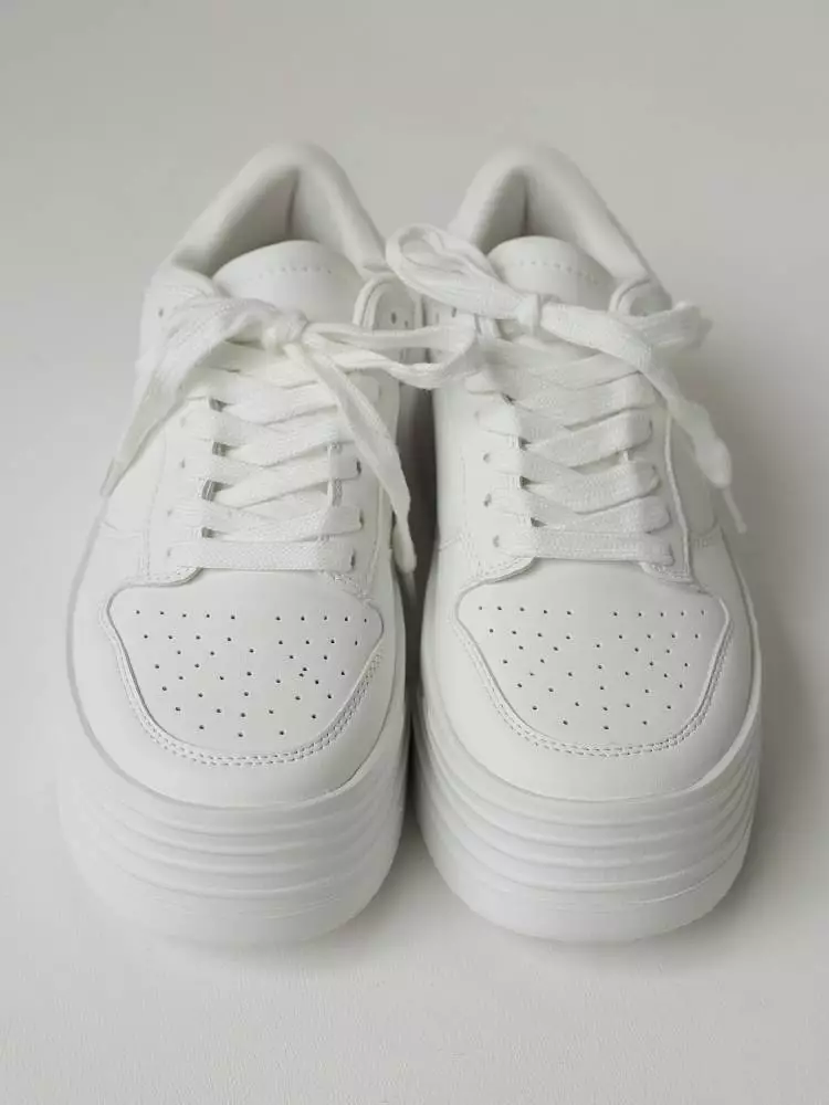 кеды (37, белый). Изображение № 4