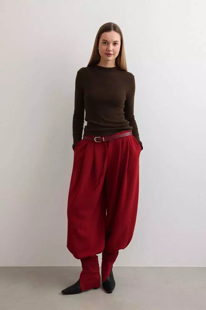 Брюки (M (44RU), бордовый). Изображение № 1