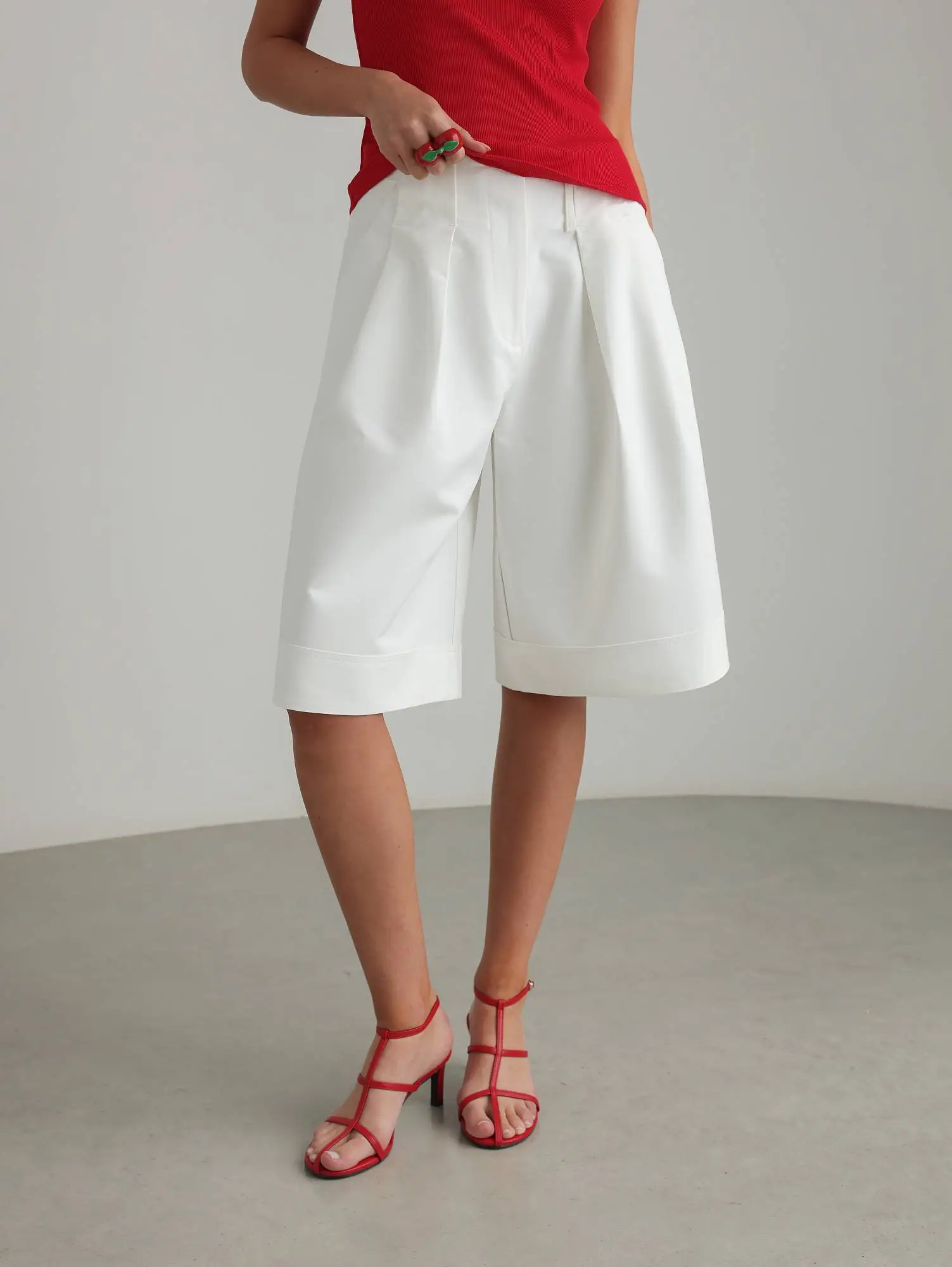 Бермуды (L (46RU), белый). Избражение № 1