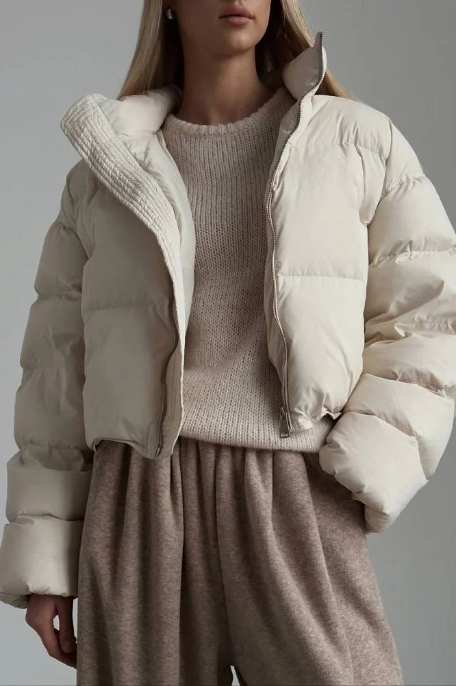 Пуховик (onesize (40-44RU), молочный). Изображение № 1