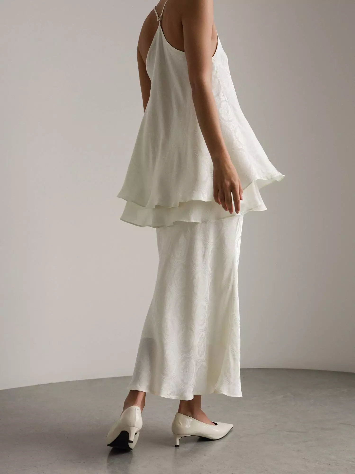 Костюм: топ и юбка (S (42RU), светло-бежевый). Избражение № 7