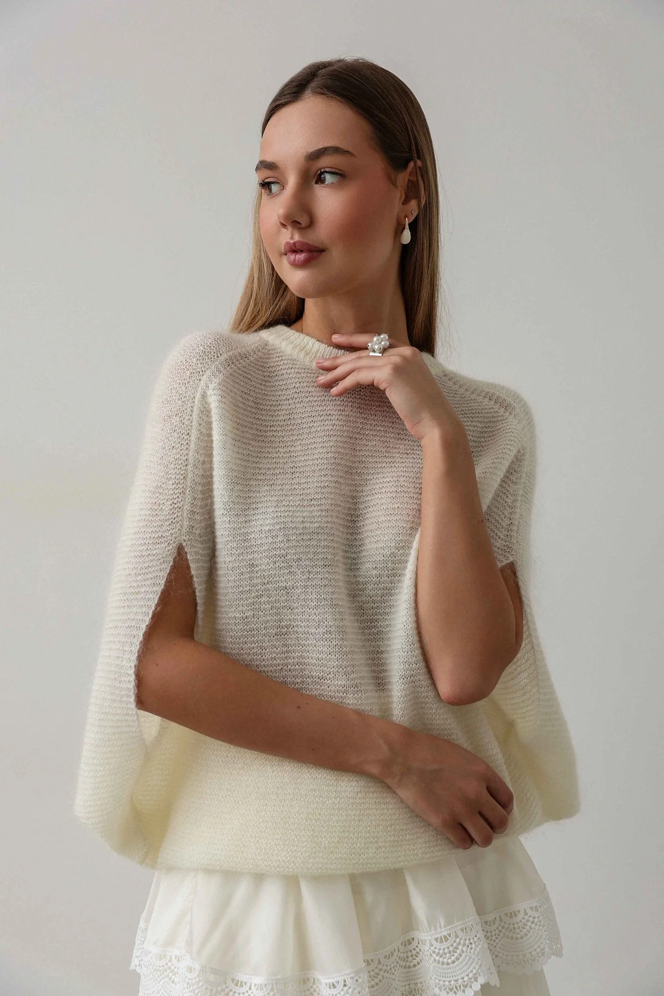 Свитер (onesize (42-46RU), белый). Избражение № 1