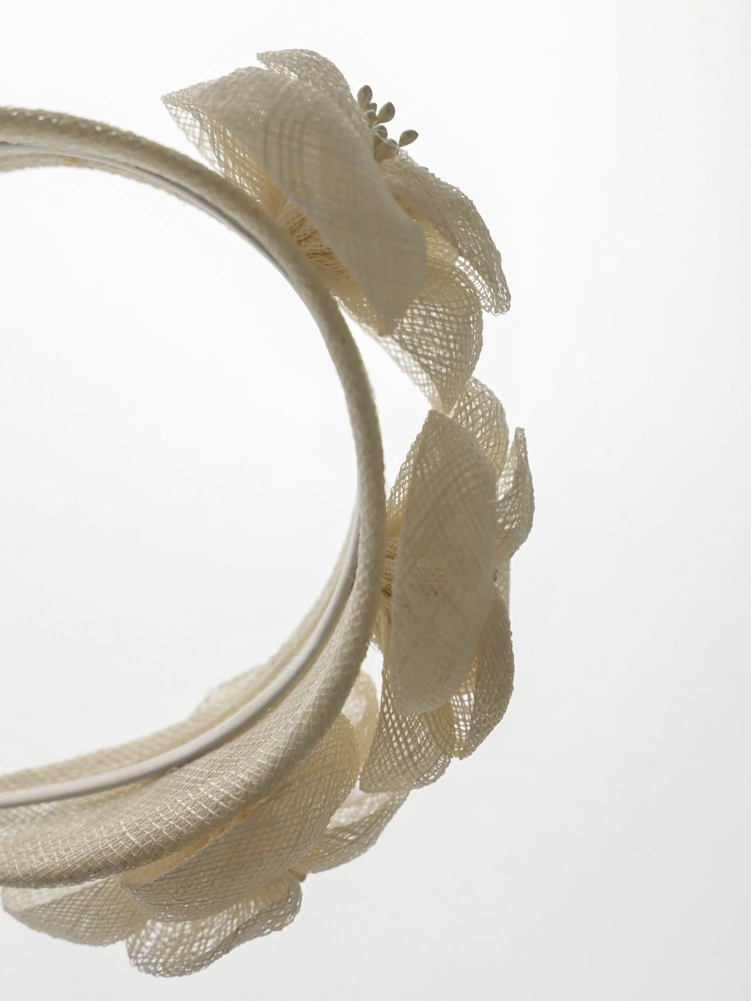 Украшения для волос (светло-бежевый). Избражение № 4