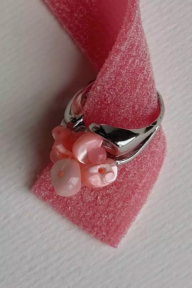 Кольцо (бледно-розовый). Изображение № 1