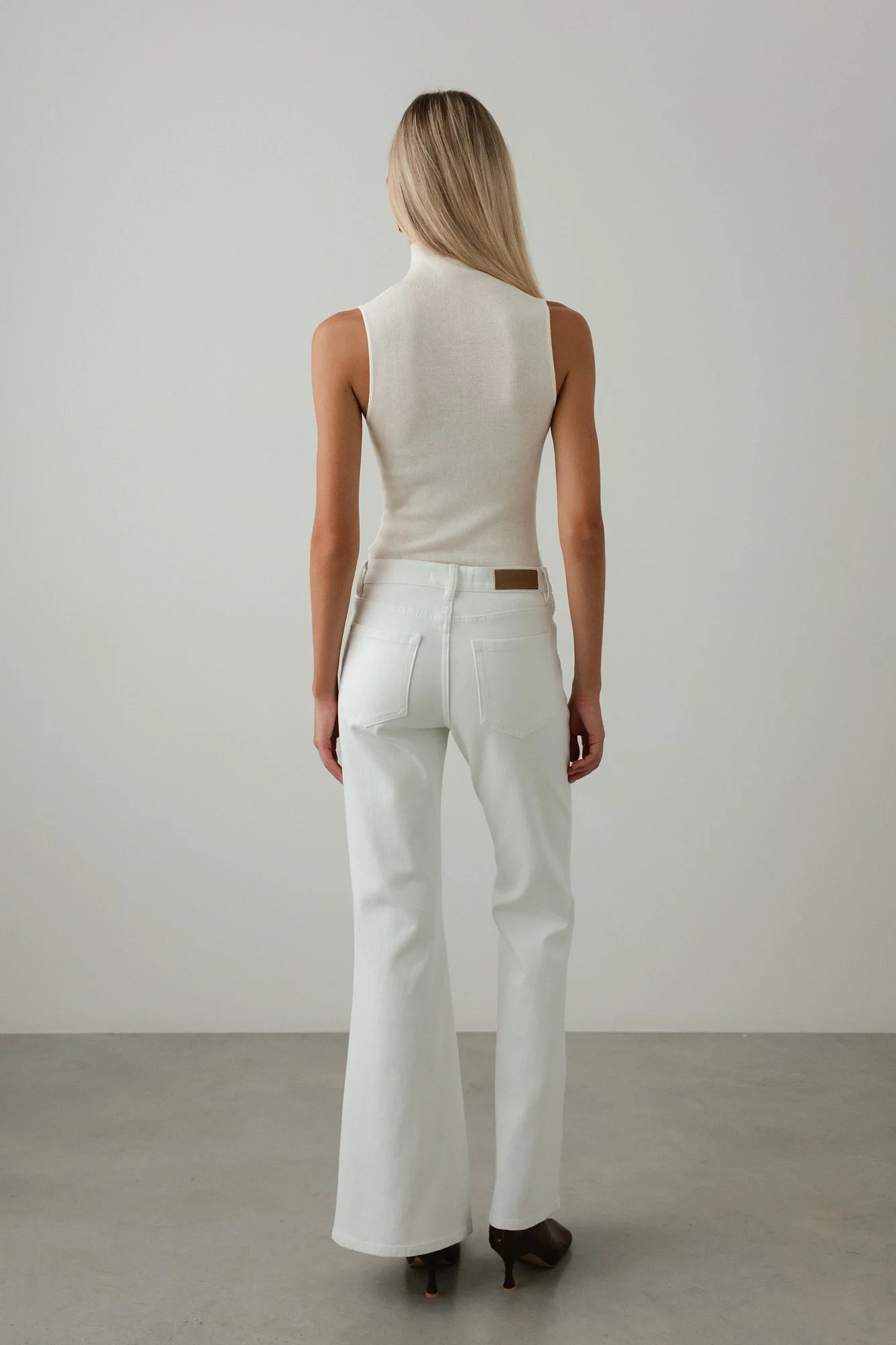 Джинсы (M (44RU), белый). Избражение № 4