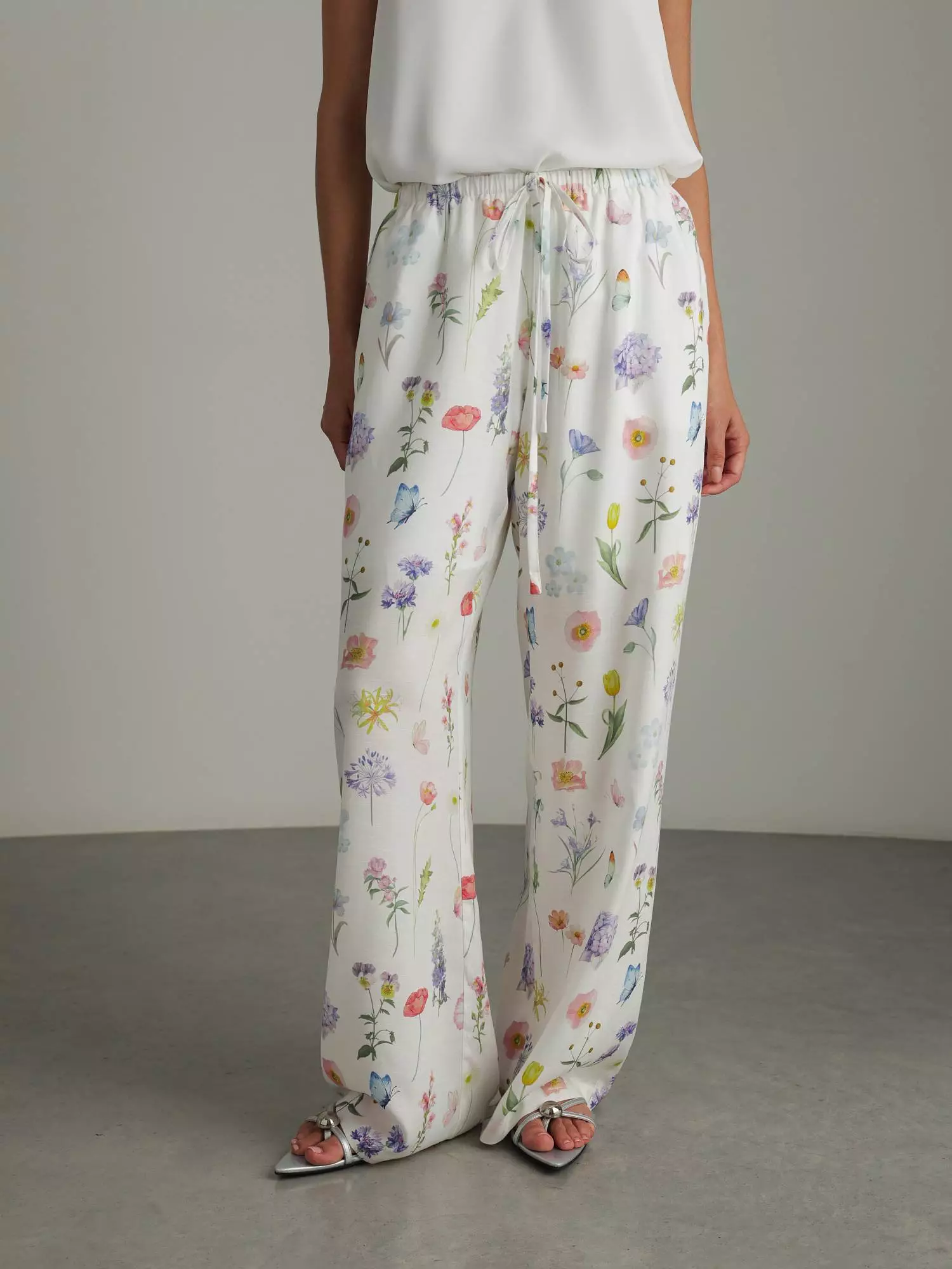 Брюки (S (42RU), белый). Избражение № 1