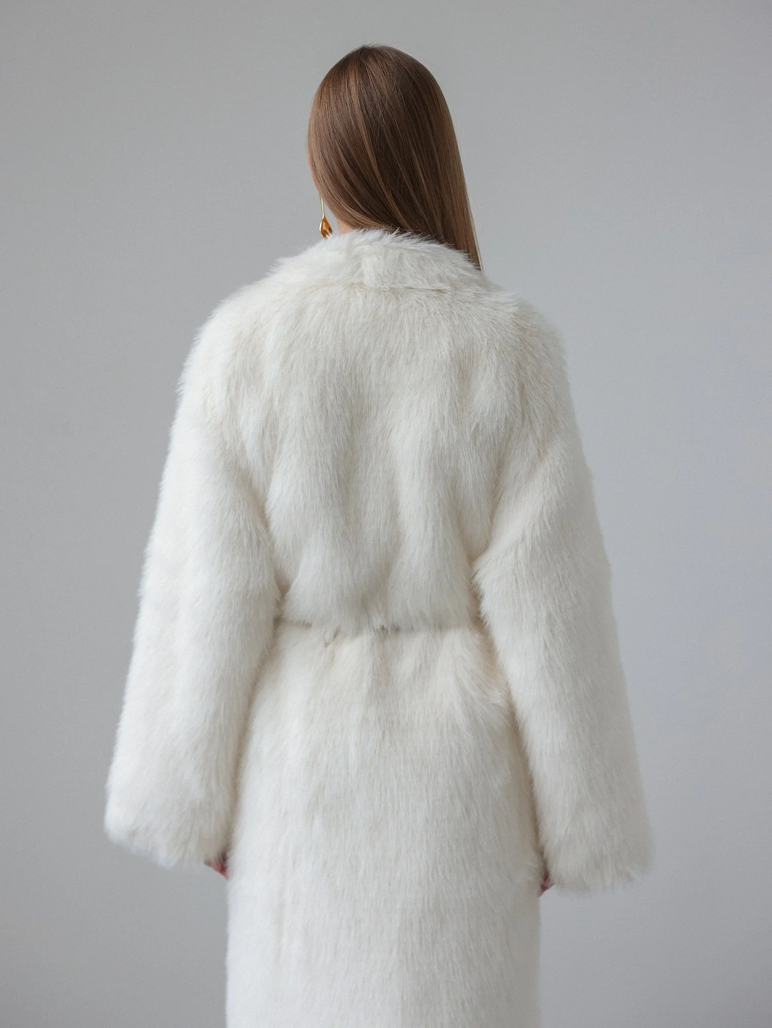 Шуба (M (44RU), молочный). Избражение № 6