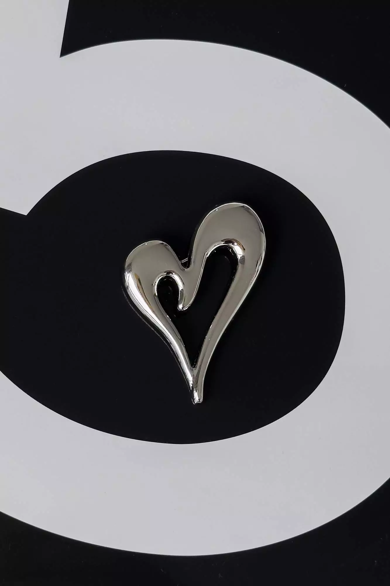 Брошь (серебристый). Избражение № 1