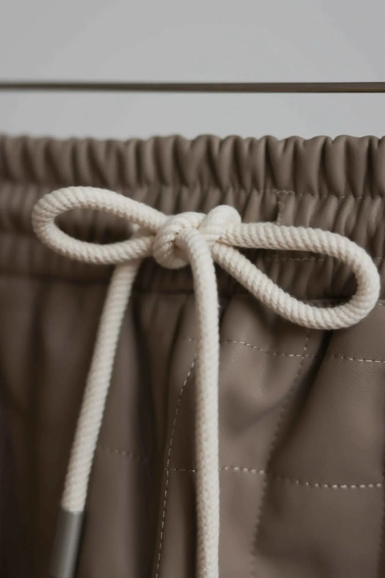 шорты (M, бежевый). Избражение № 2