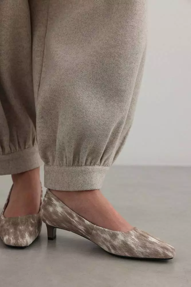 Брюки (S (42RU), бежевый). Изображение № 5