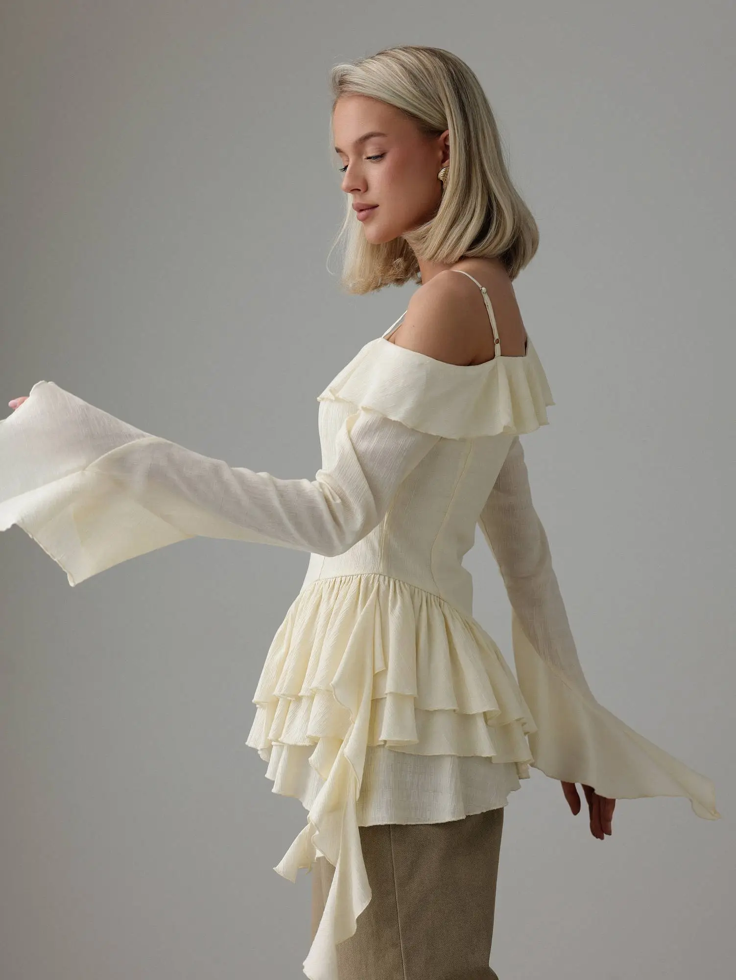 Топ (S (42RU), сливочный). Избражение № 3