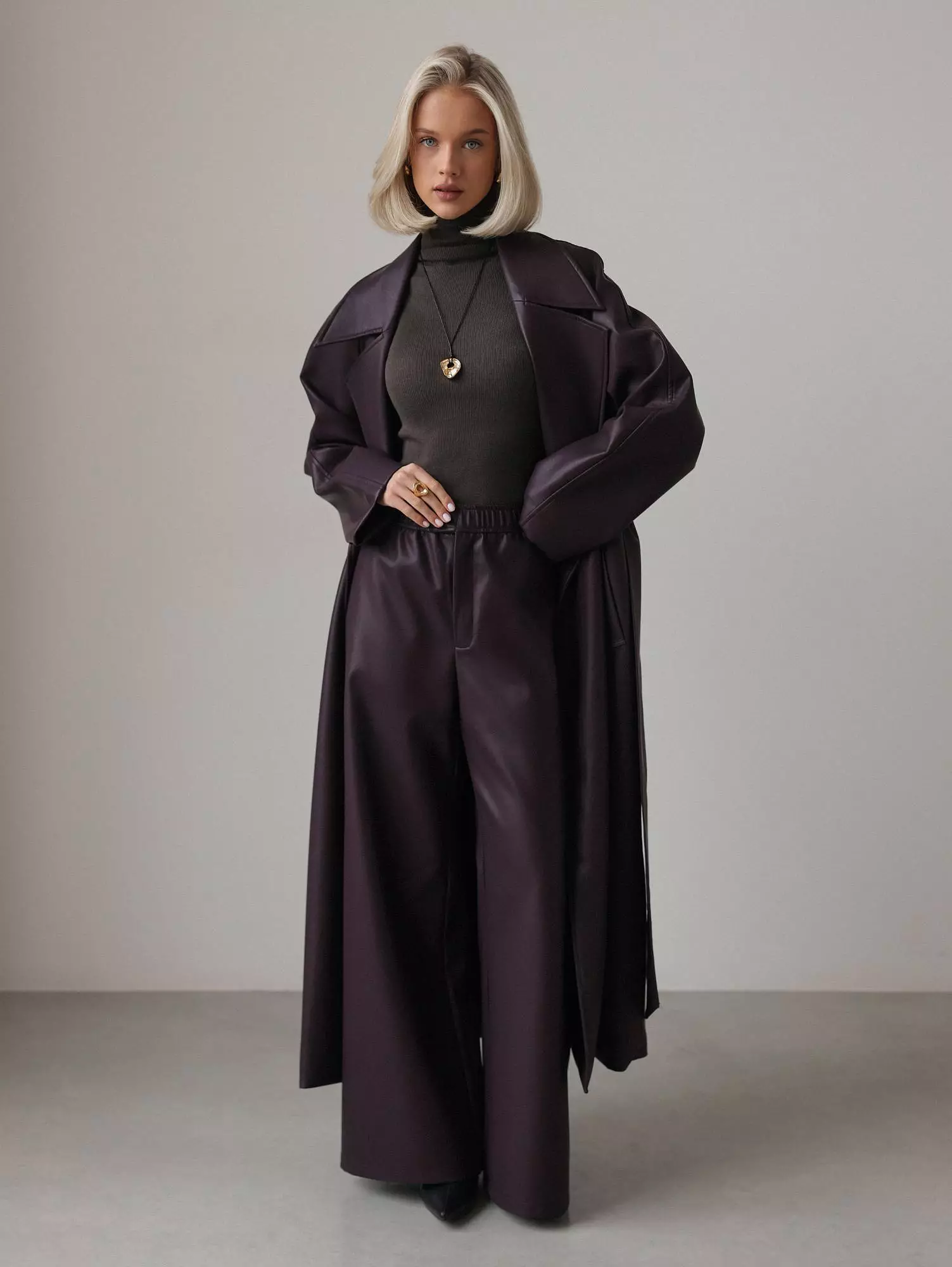 Брюки (S (42RU), баклажановый). Избражение № 2