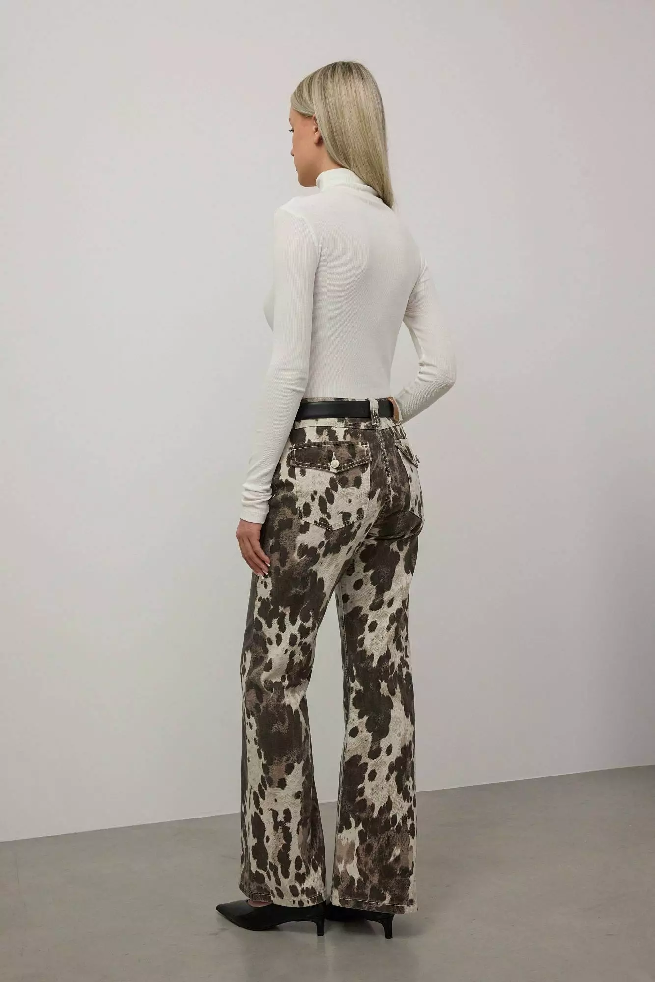 Джинсы (S (42RU), коричневый). Избражение № 3