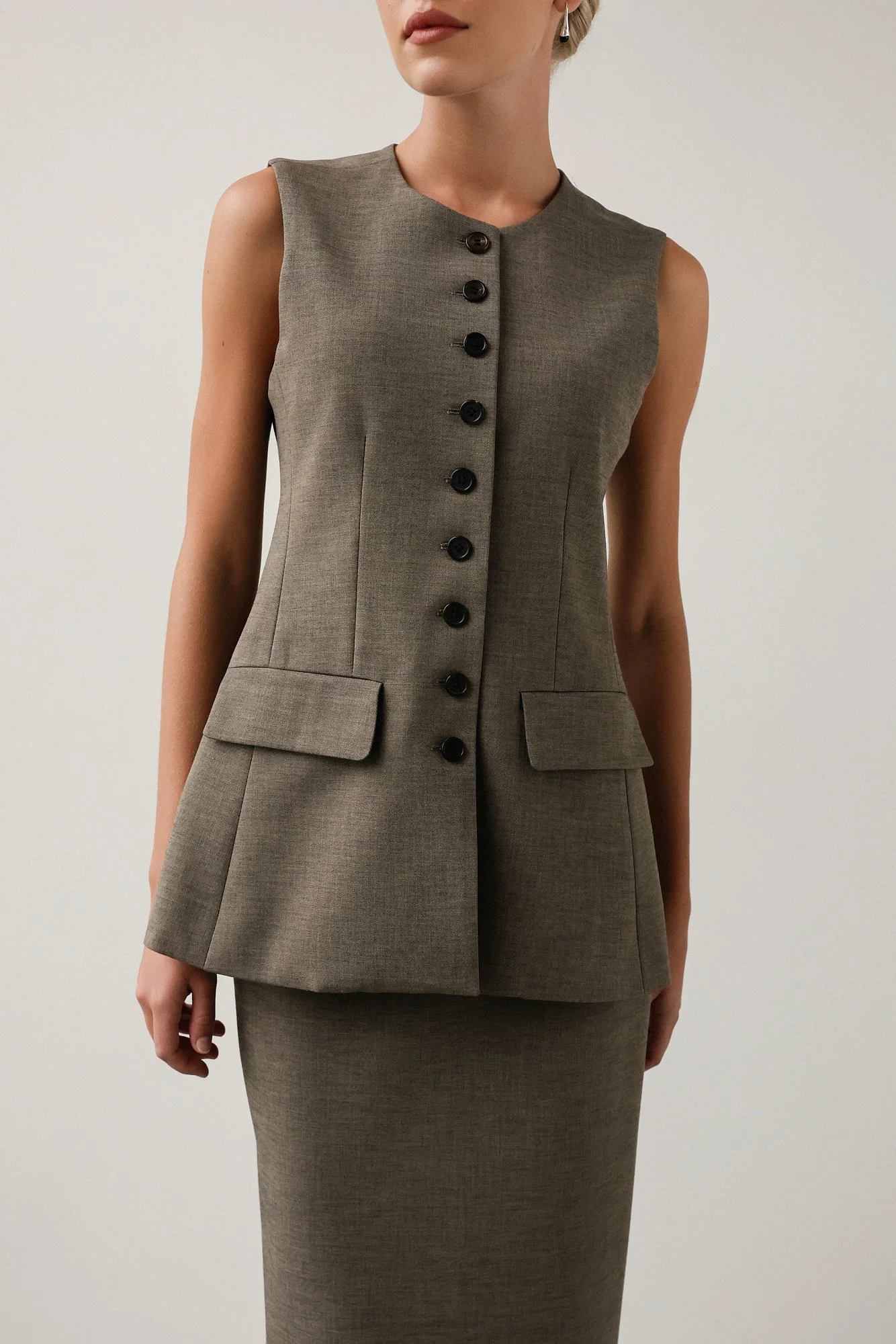 Жилет (M (44RU), светло-коричневый). Избражение № 3