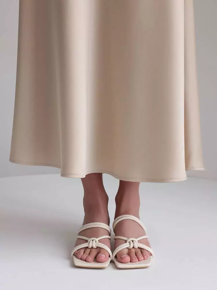 босоножки (36, молочный). Изображение № 1