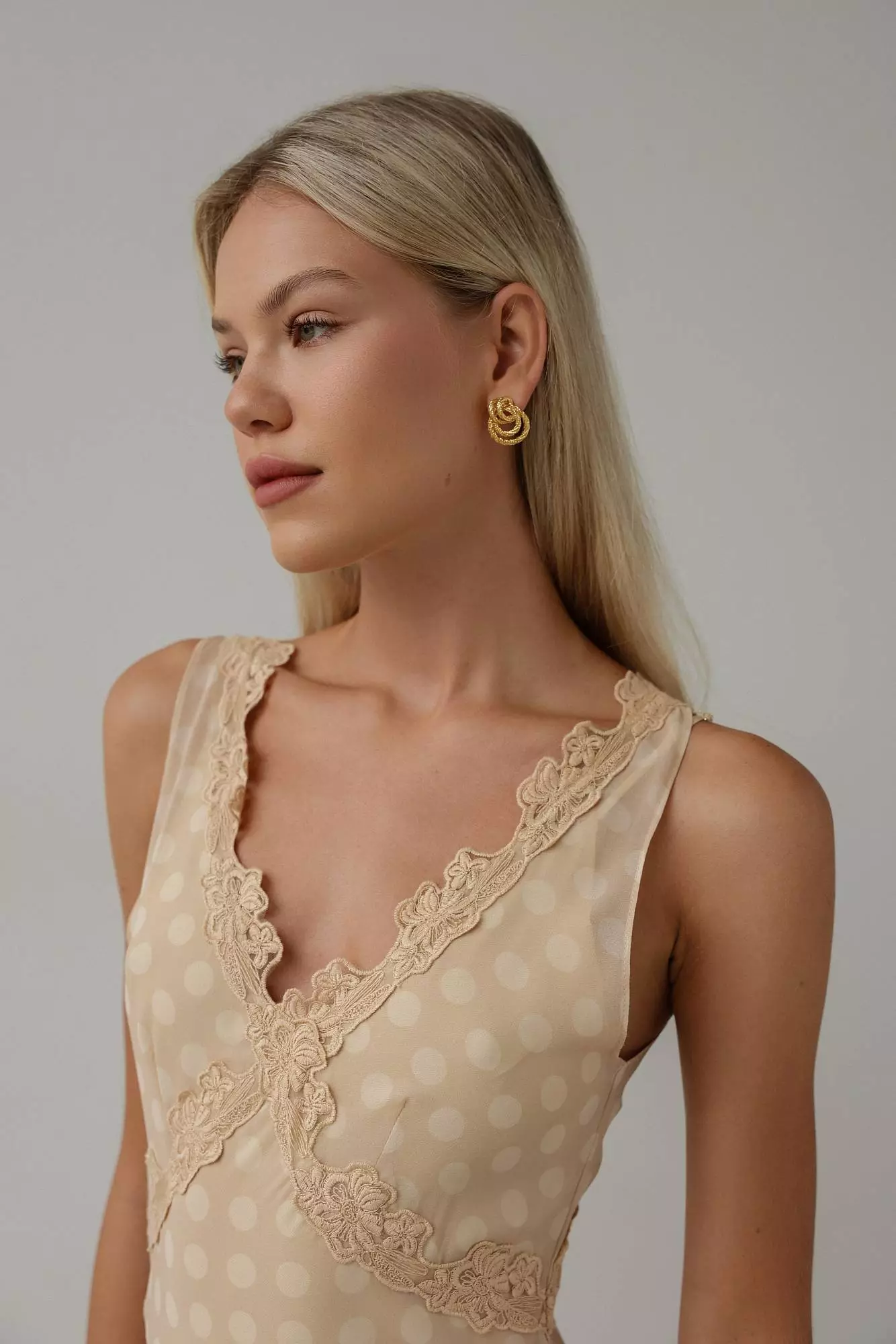 Платье (S (42RU), песочный). Избражение № 3