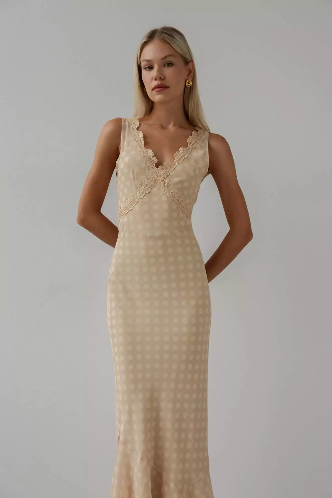 Платье (S (42RU), песочный). Избражение № 2