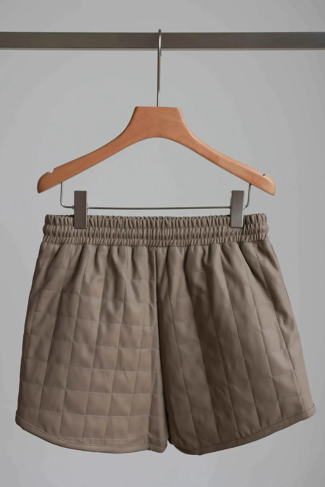 шорты (M, бежевый). Избражение № 3