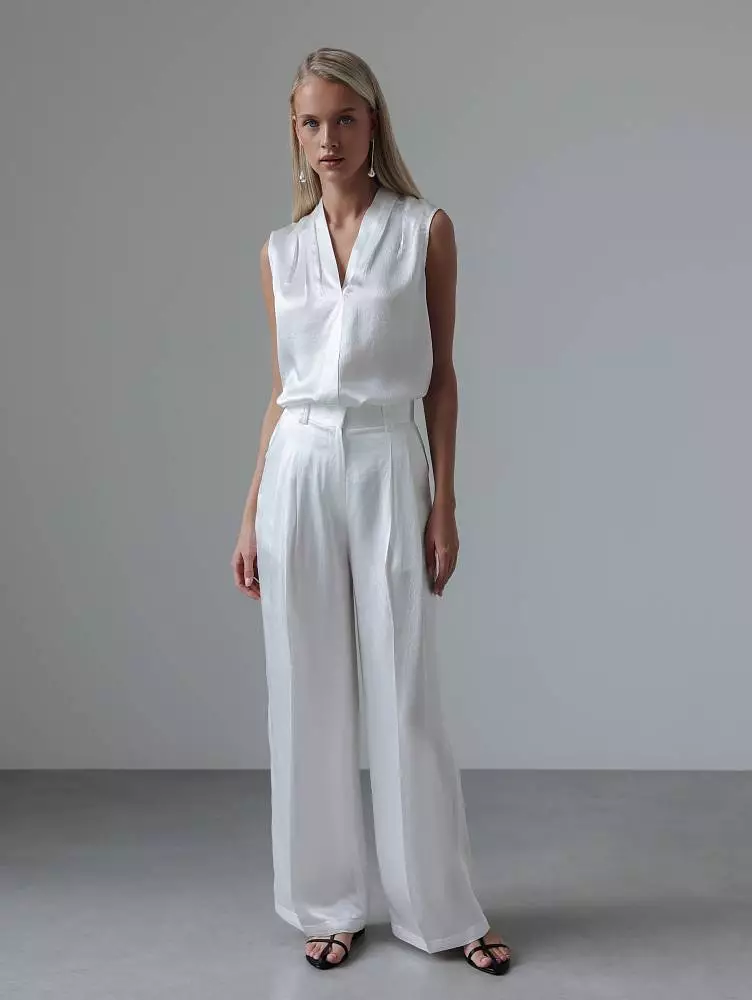 брюки (M (44), белый). Изображение № 1