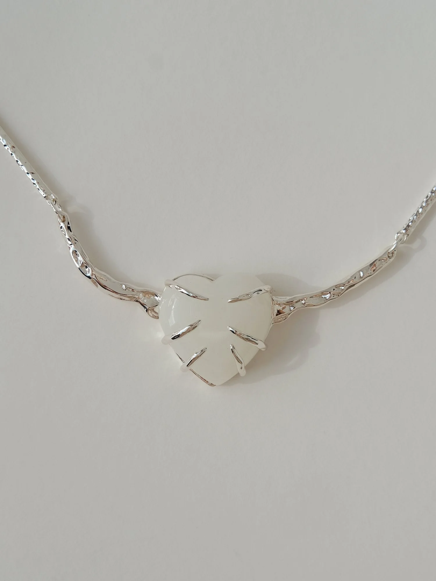 Колье (белый-). Избражение № 2