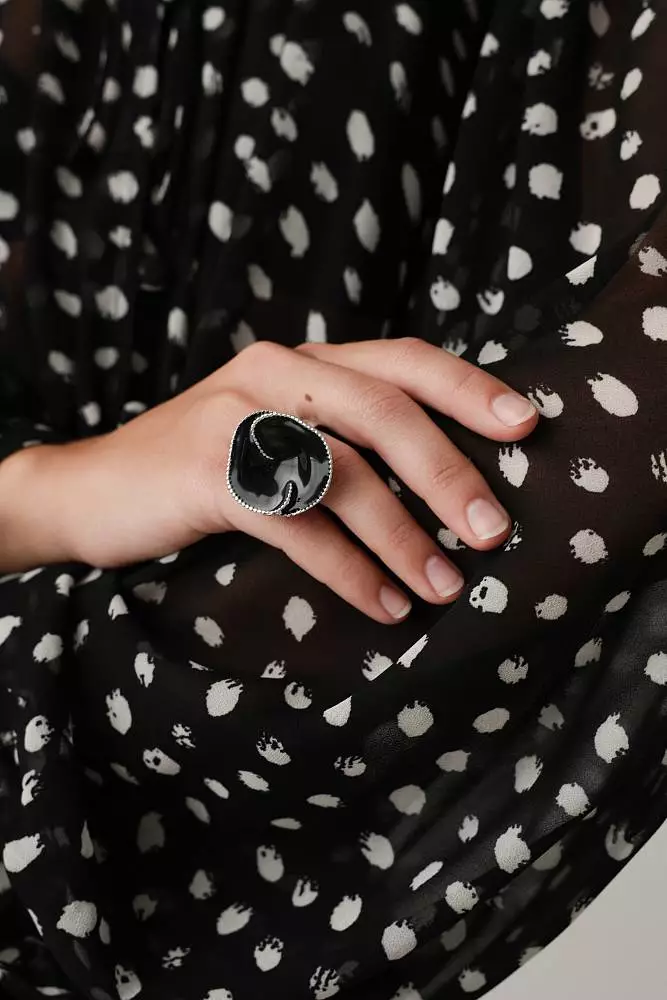 Кольцо (чёрный). Изображение № 4