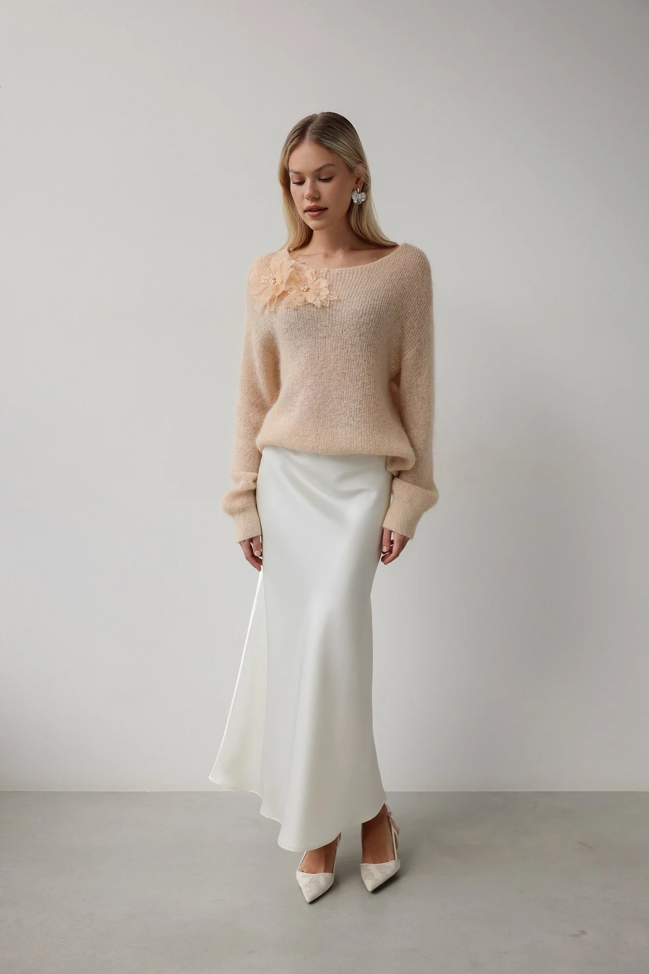 Свитер (onesize (42-46RU), персиковый). Избражение № 2