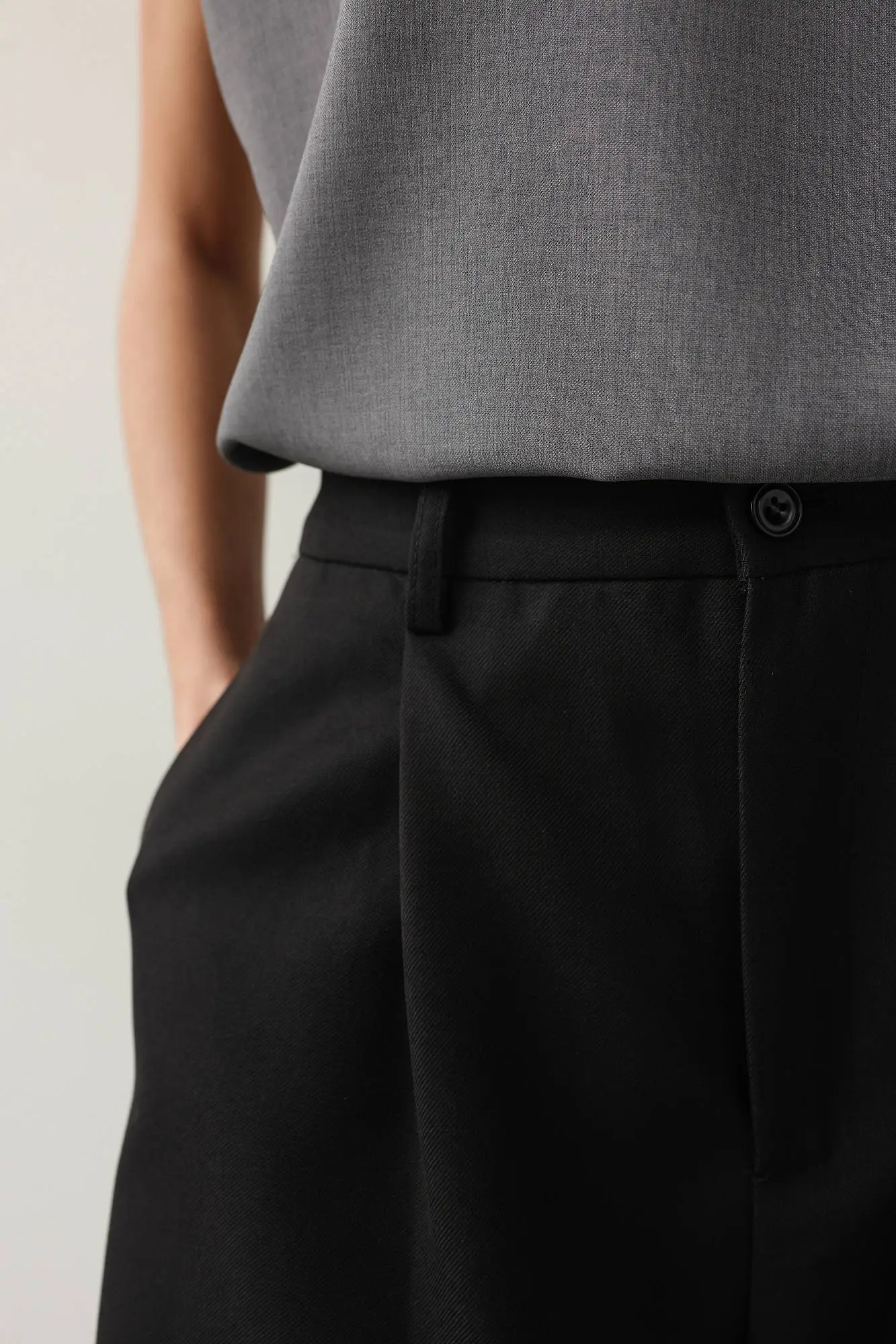 Бермуды (S (42RU), чёрный). Избражение № 3