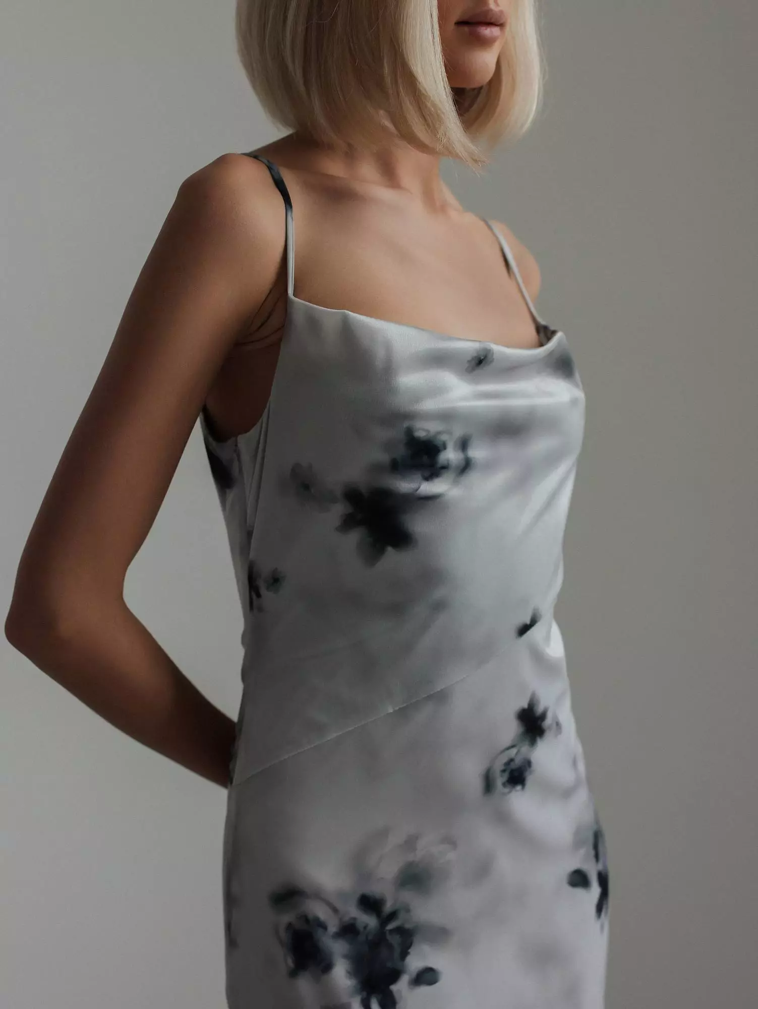 Платье (L (46), светло-серый). Избражение № 3