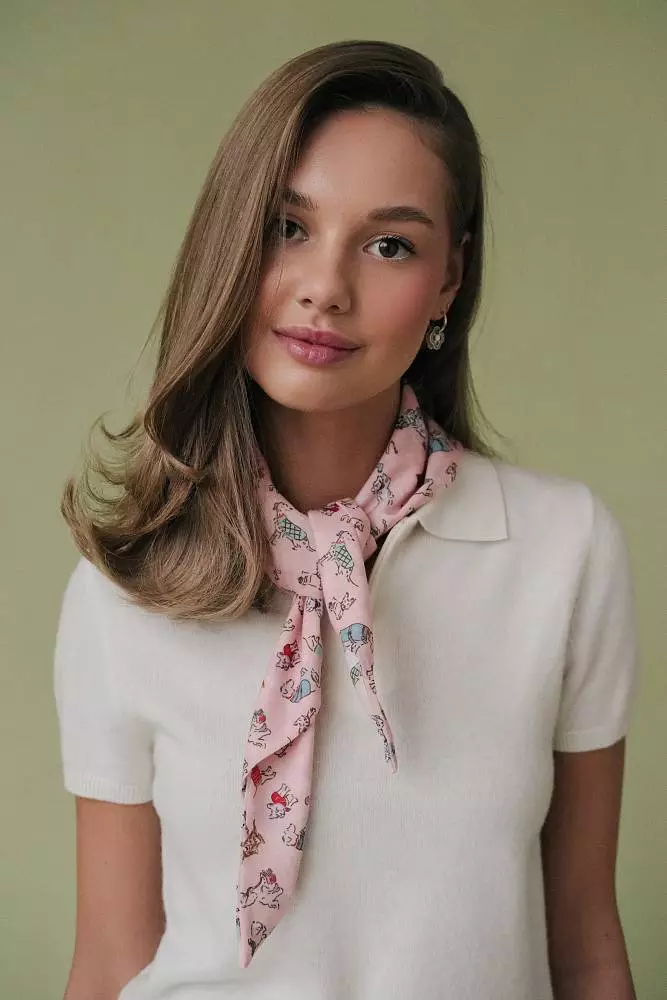 косынка (розово-молочный). Изображение № 6