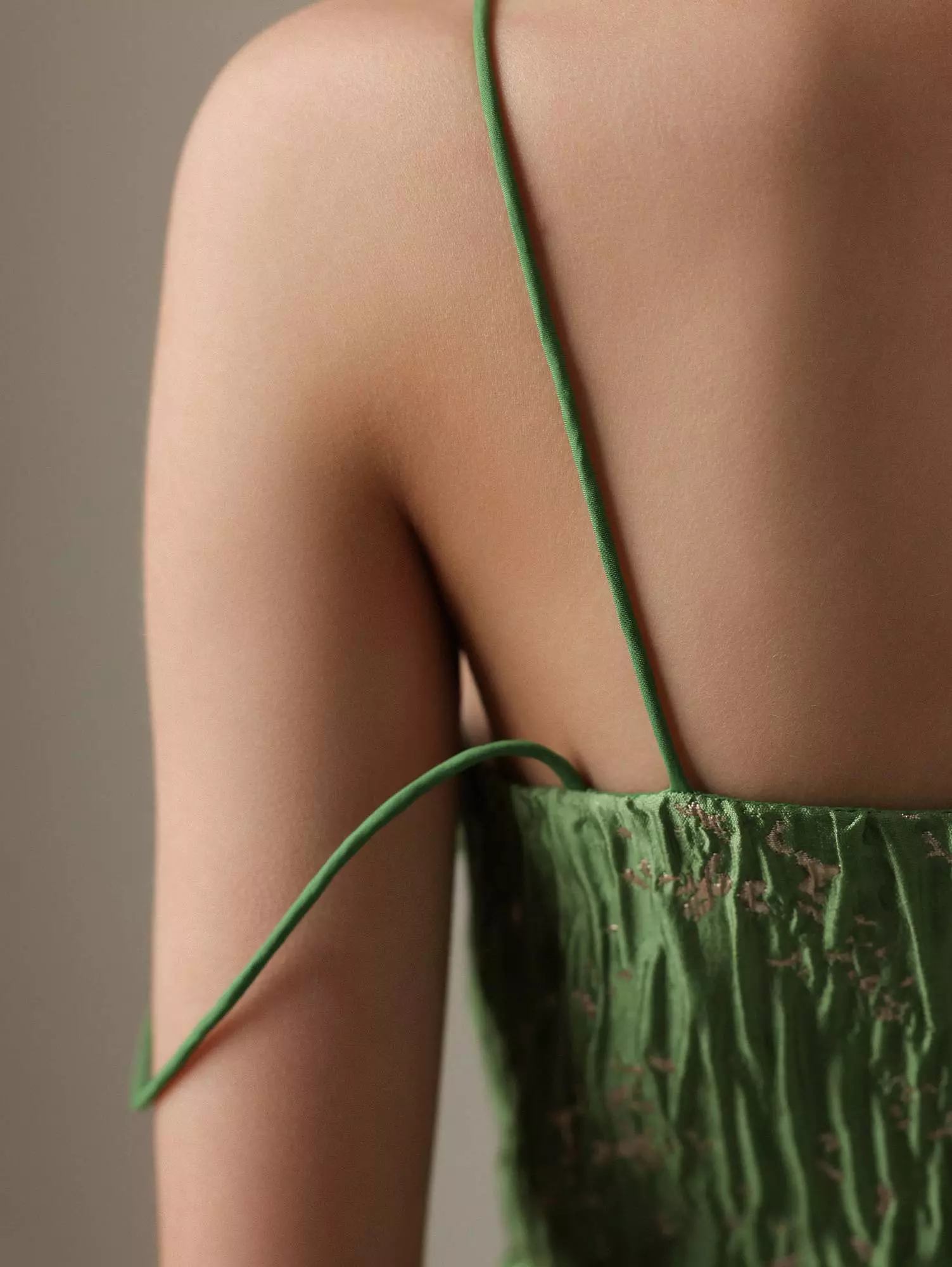 Платье (M (42RU), золотисто-зелёный). Избражение № 6