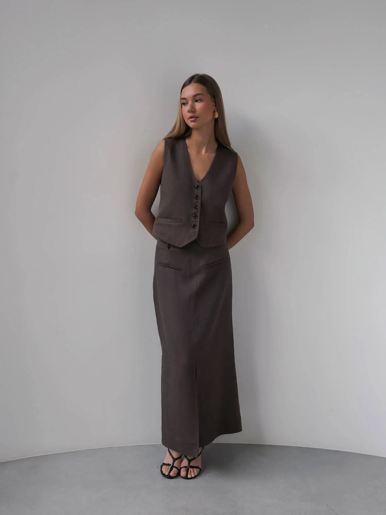 Жилет (L (46RU), коричневый). Избражение № 2