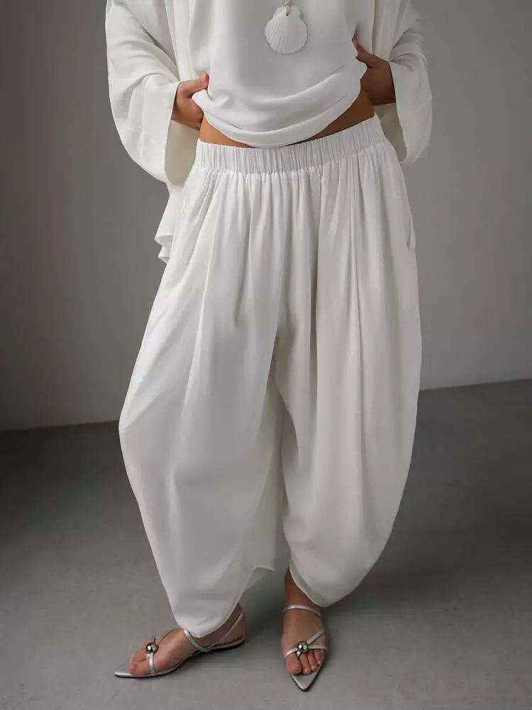 Брюки (M (44RU), белый). Изображение № 2