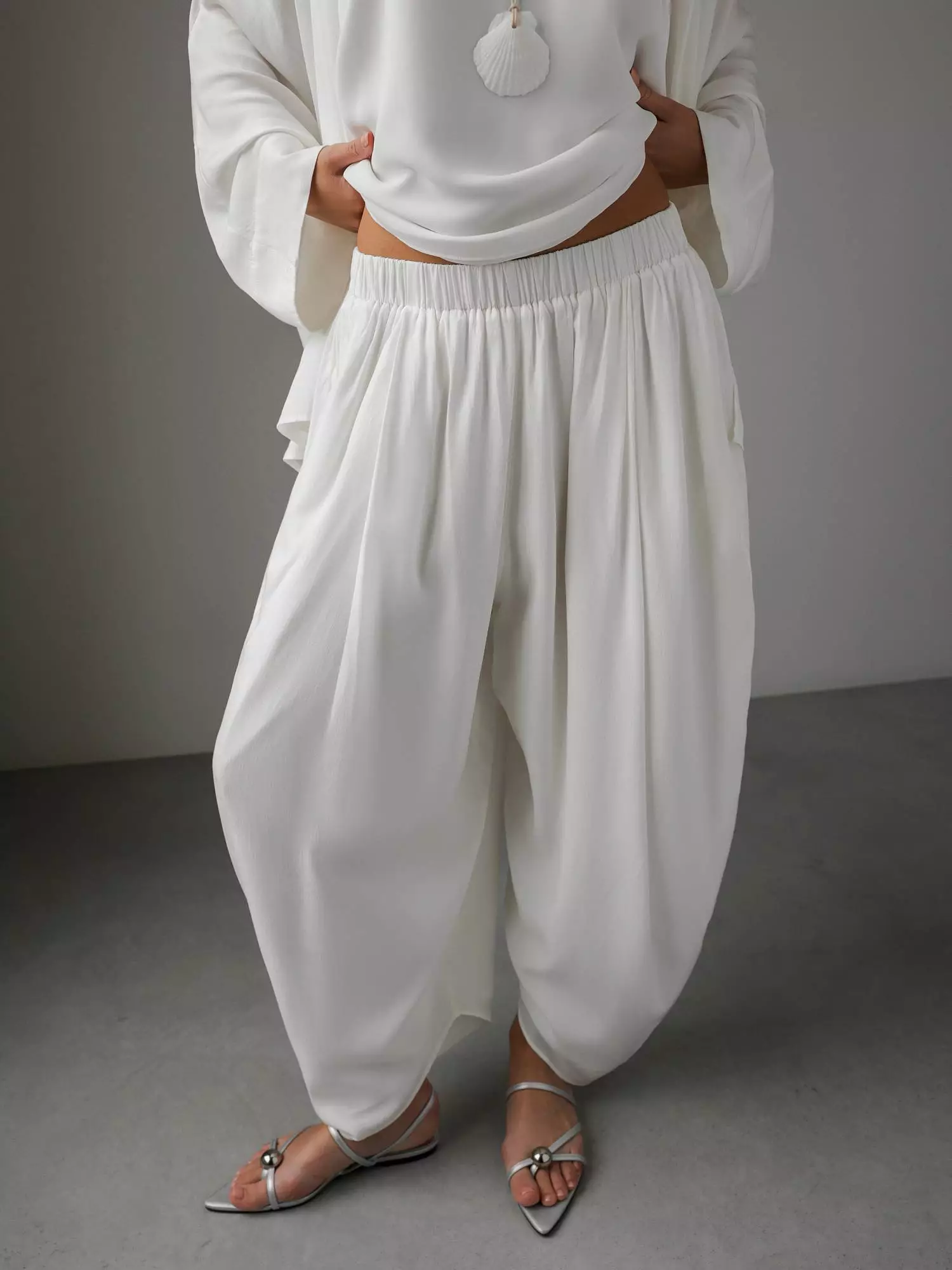 Брюки (M (44RU), белый). Избражение № 2