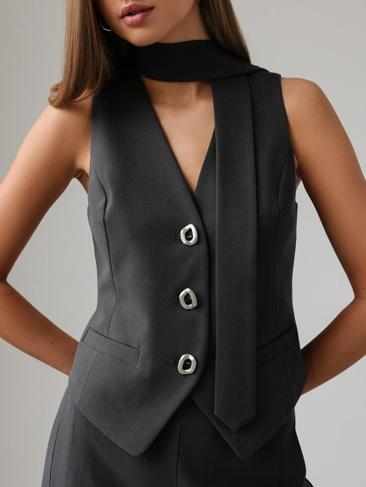 Жилет (M (44RU) серый). Избражение № 2