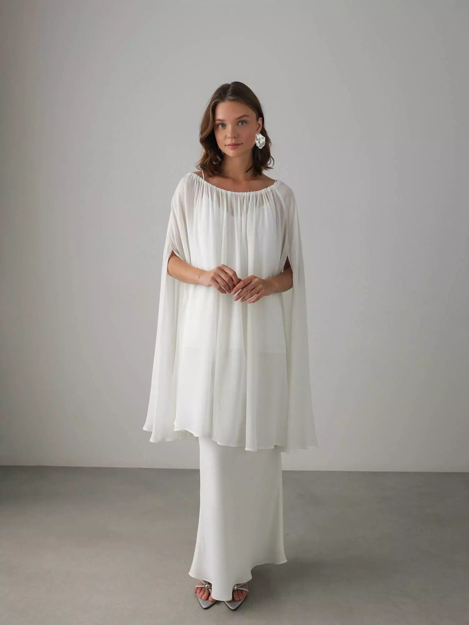 Накидка (oversize, белый). Избражение № 1