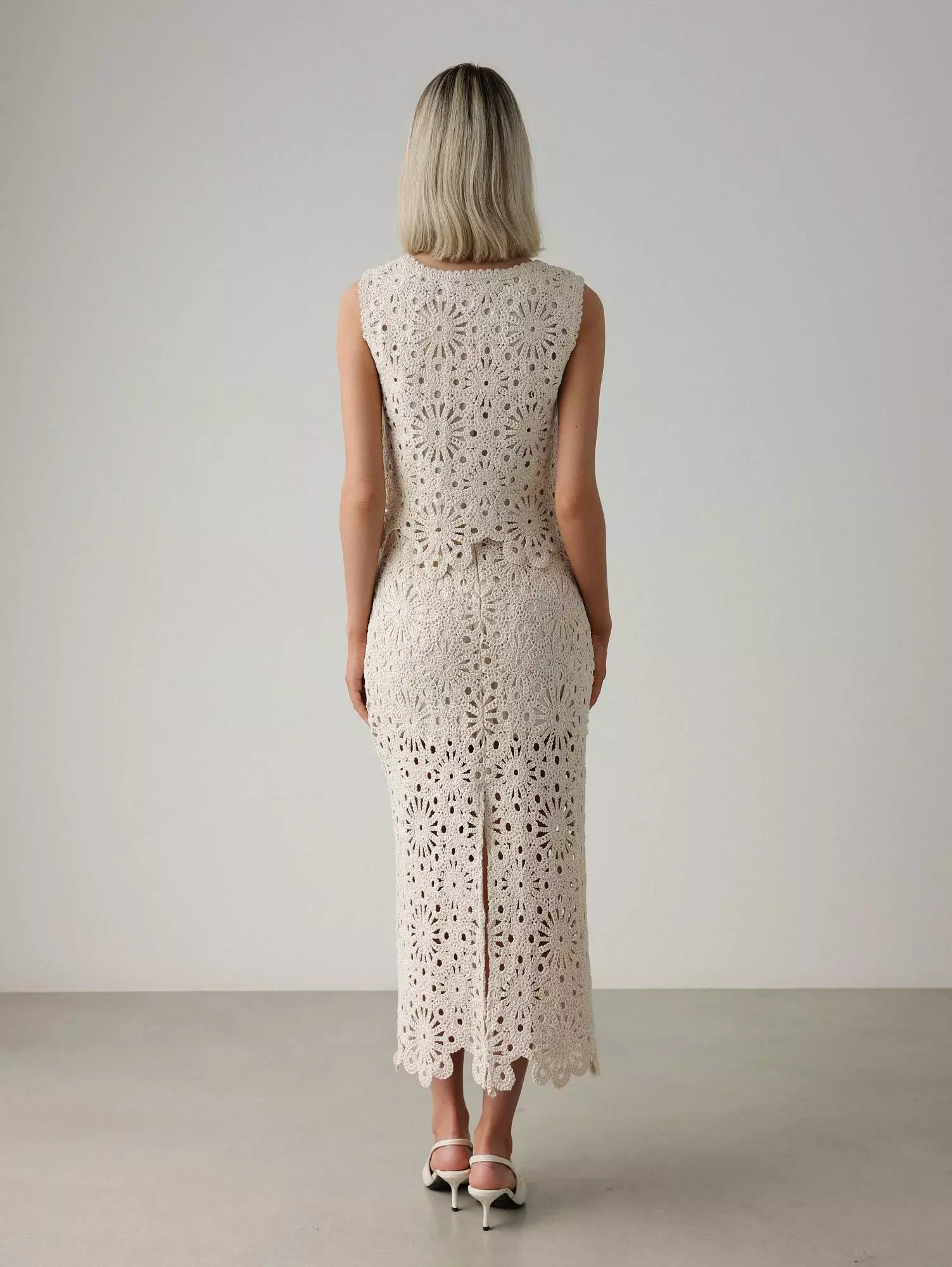 Костюм: топ и юбка (S (42RU), светло-бежевый). Избражение № 5