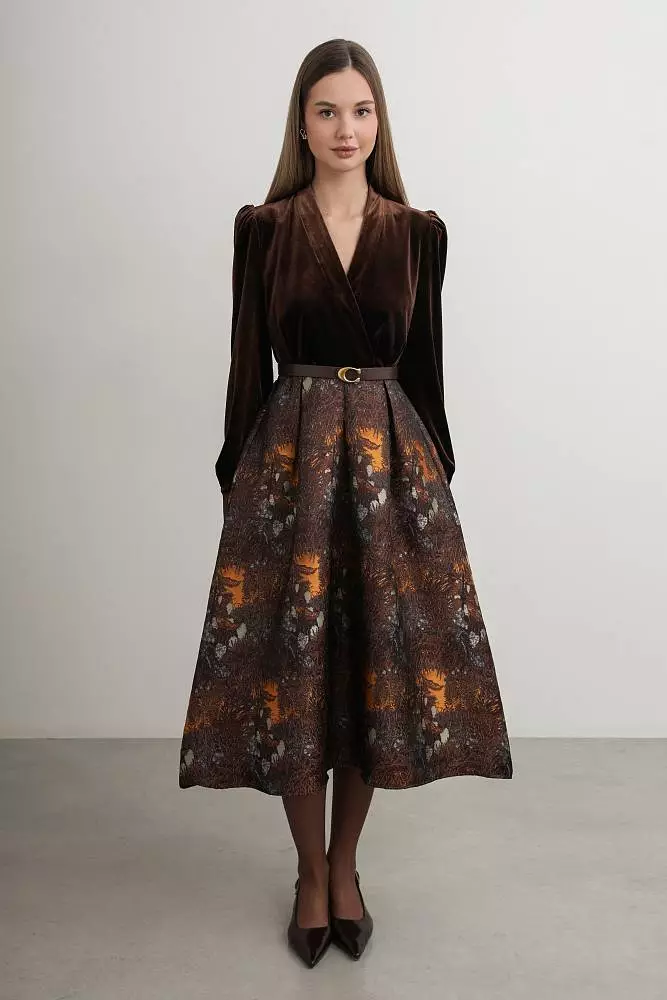 Платье (S (42RU), коричневый). Изображение № 1