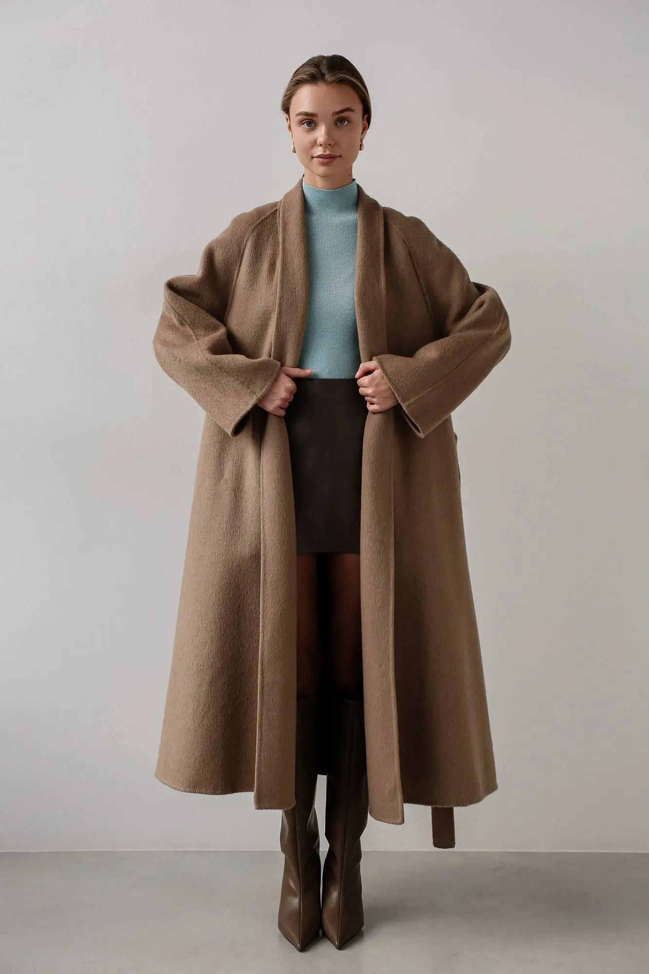 Пальто (onesize (42-46RU) бледно-коричневый). Избражение № 2