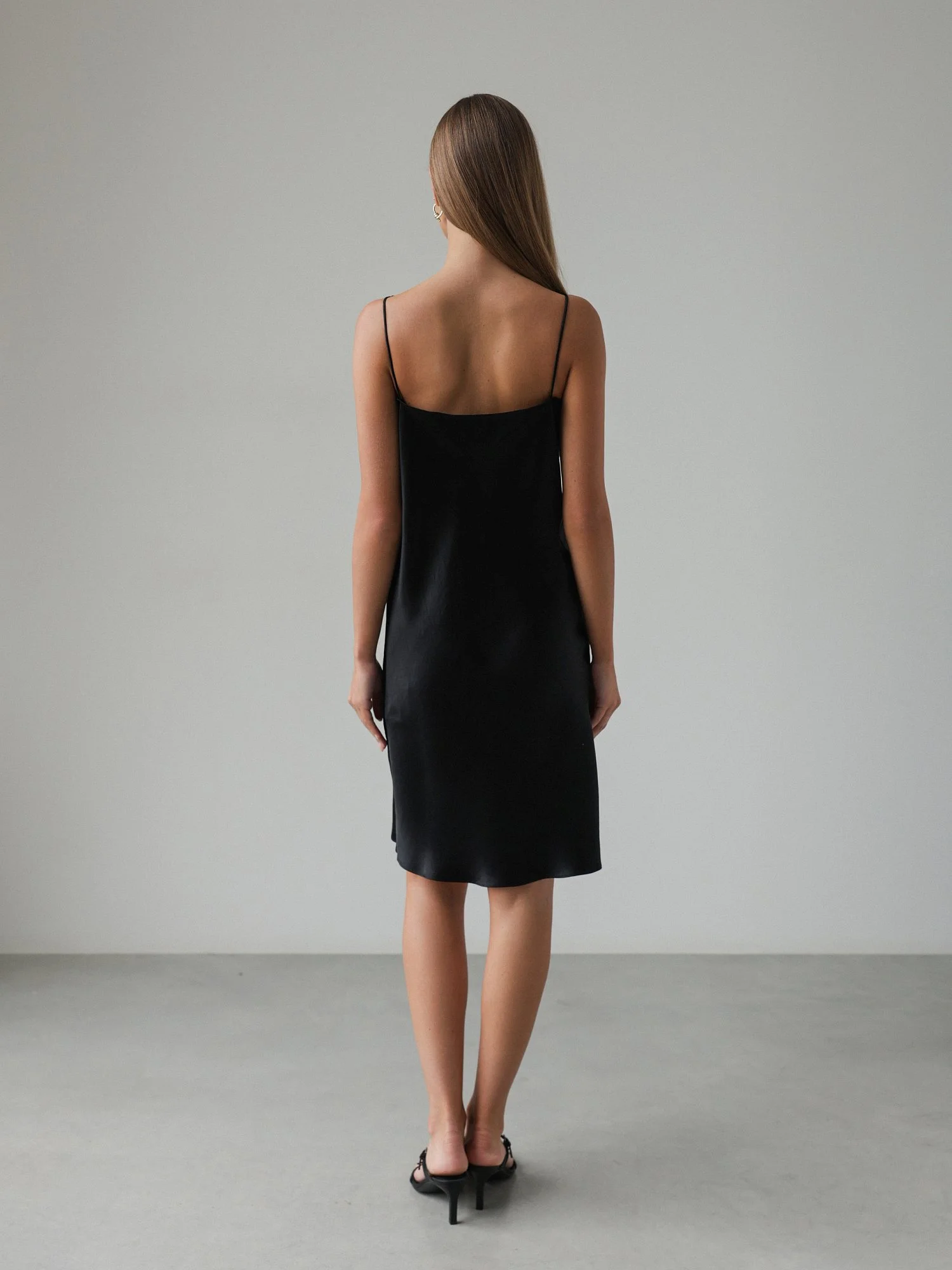 Платье (M (44RU), чёрный). Избражение № 5