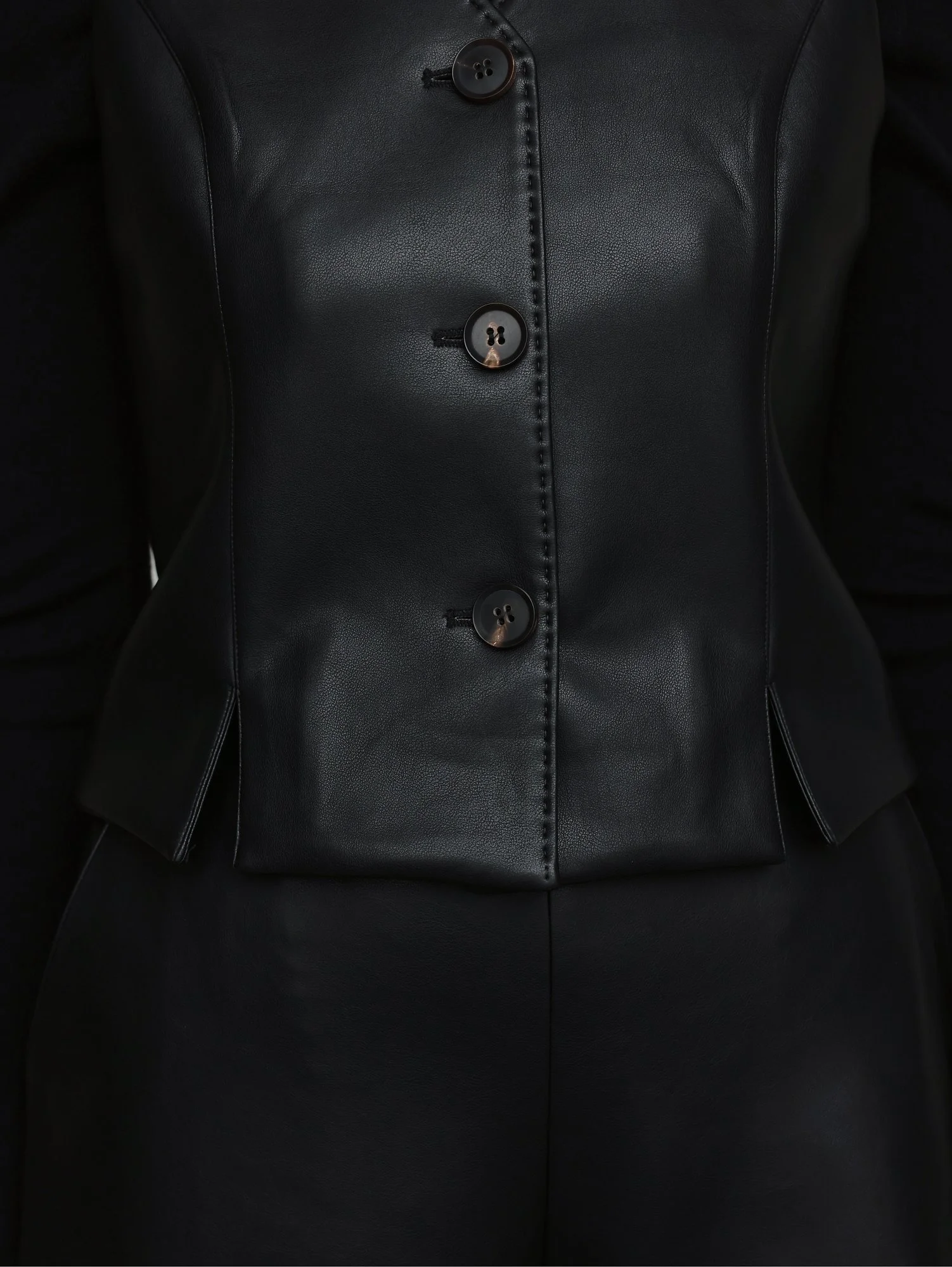 Жилет (M (44), чёрный). Избражение № 3