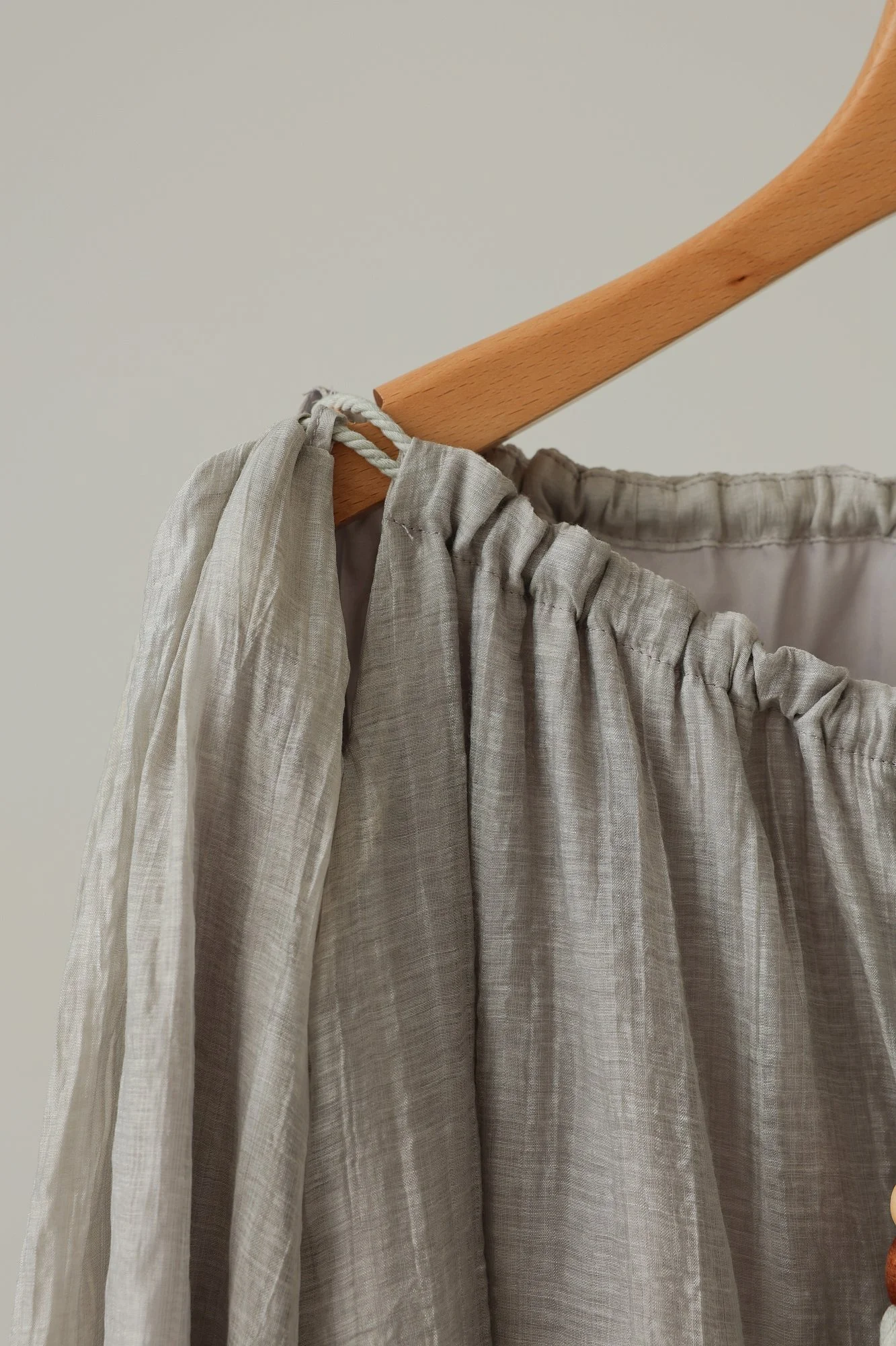 Блуза (onesize (42-46RU) жемчужно-серый). Избражение № 2