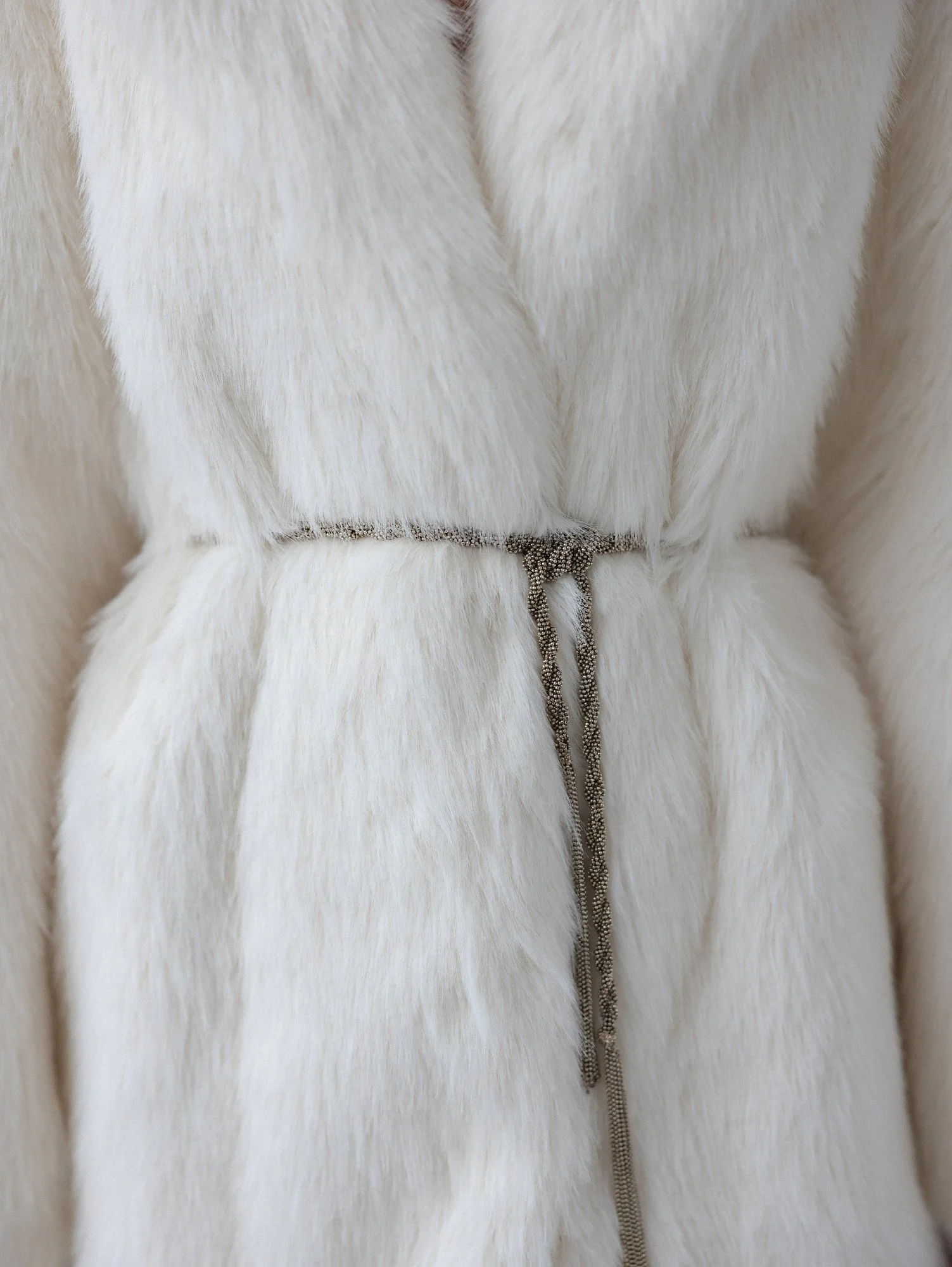 Шуба (M (44RU), молочный). Избражение № 4