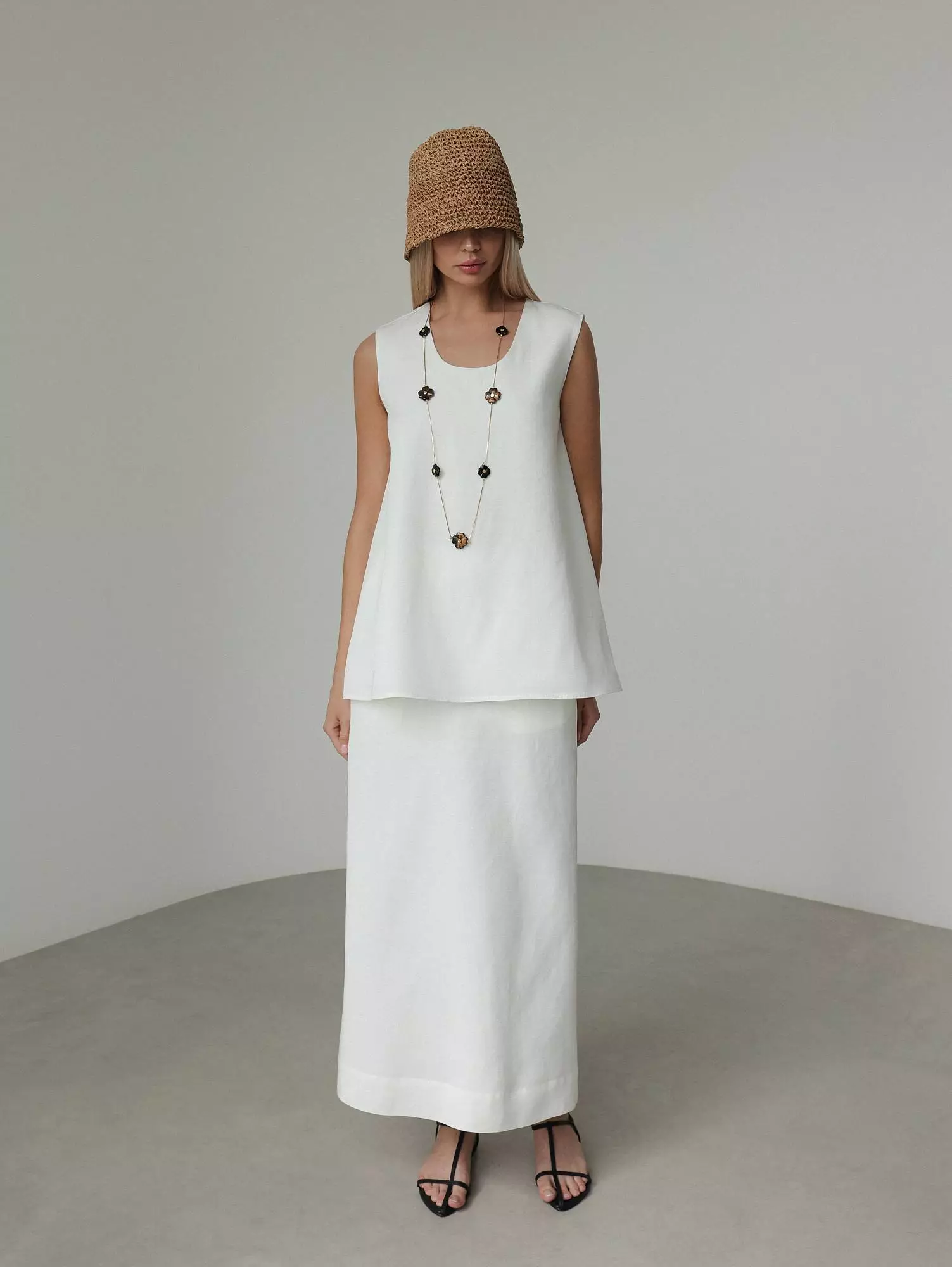 Костюм: топ и юбка (M (44RU), белый). Избражение № 1